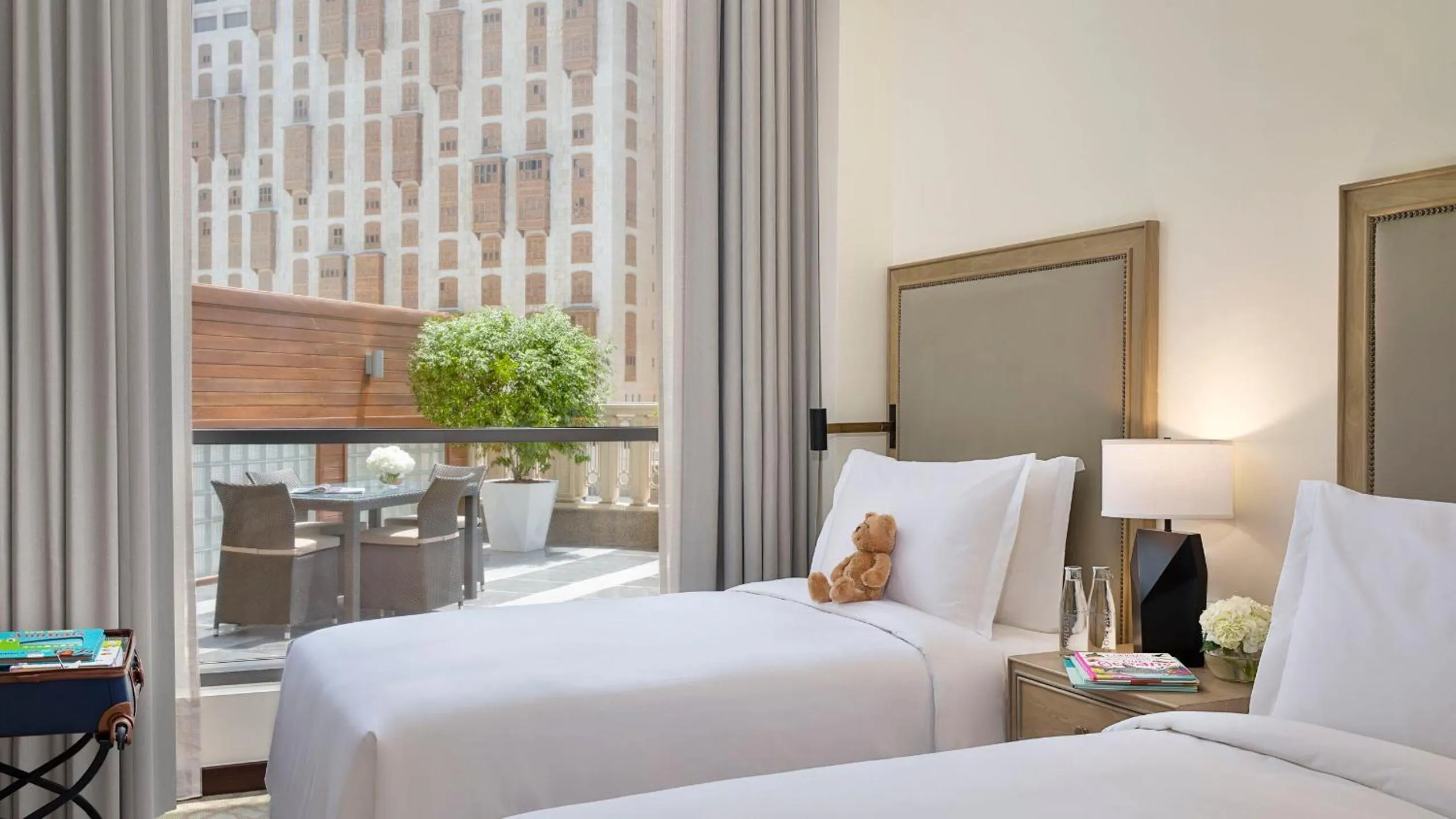 Bedroom, Bed in Jumeirah Jabal Omar Makkah