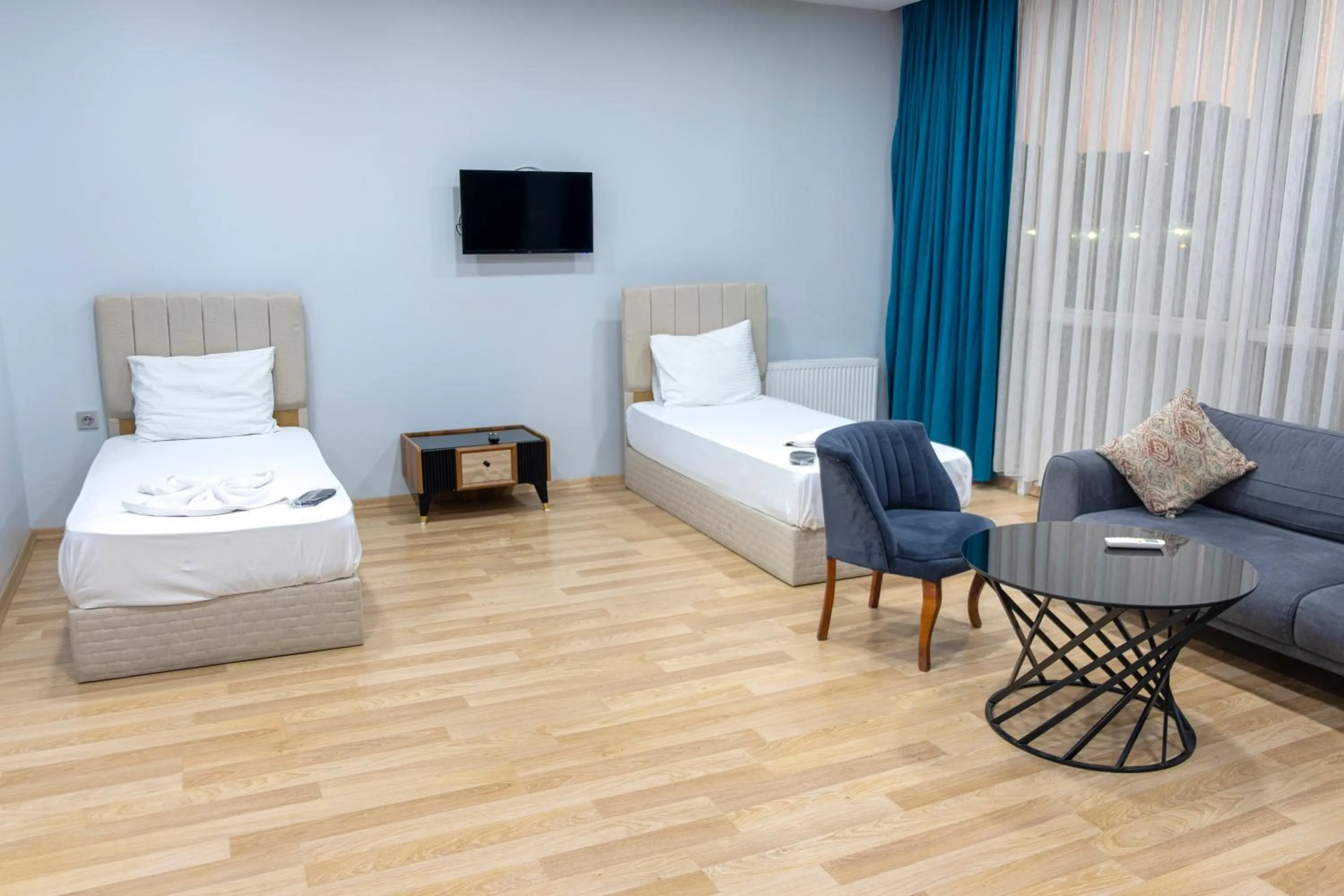 Photo of the whole room, Bed in ZOOM HOTEL