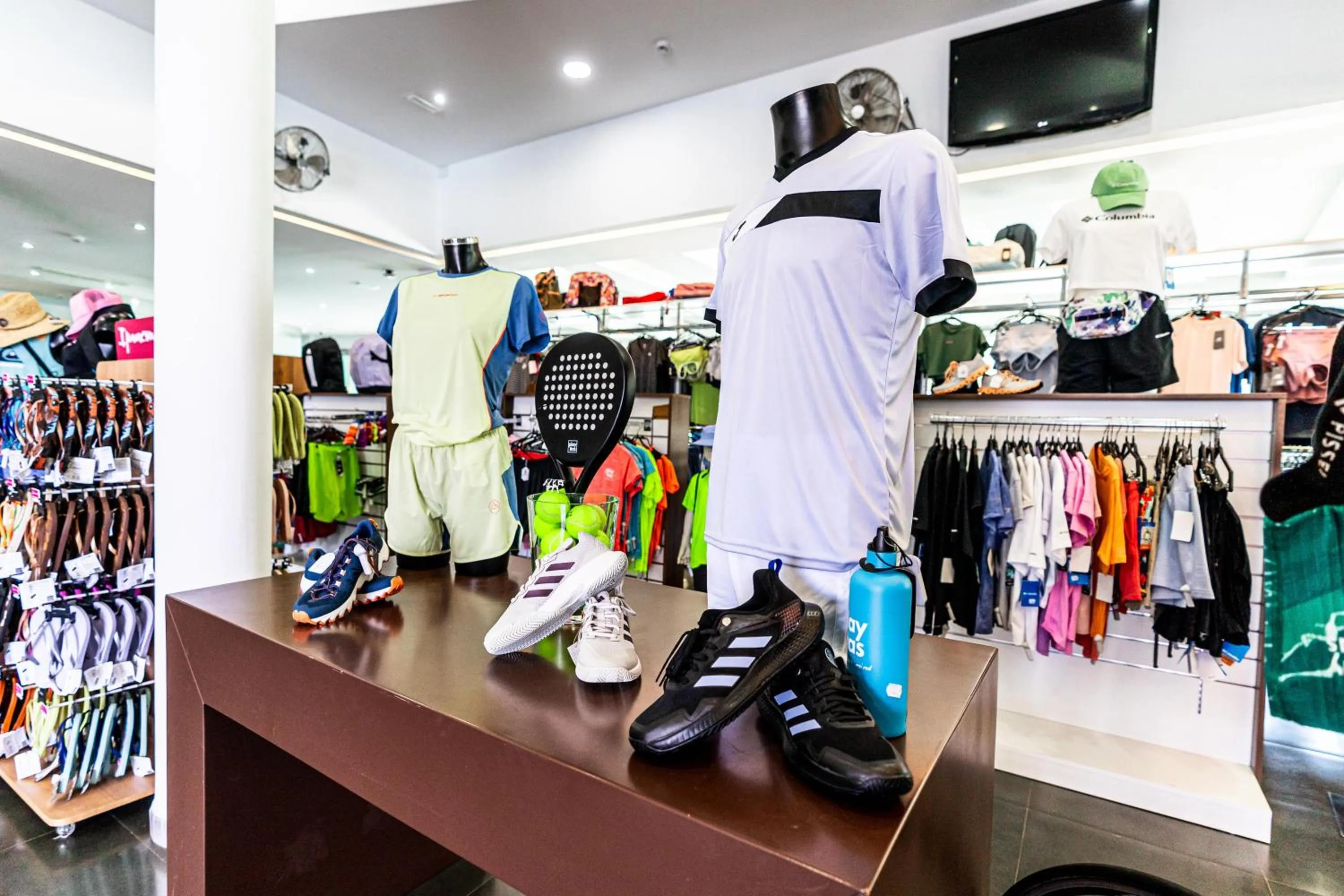 Shopping Area in Playitas Villas - Sports Resort