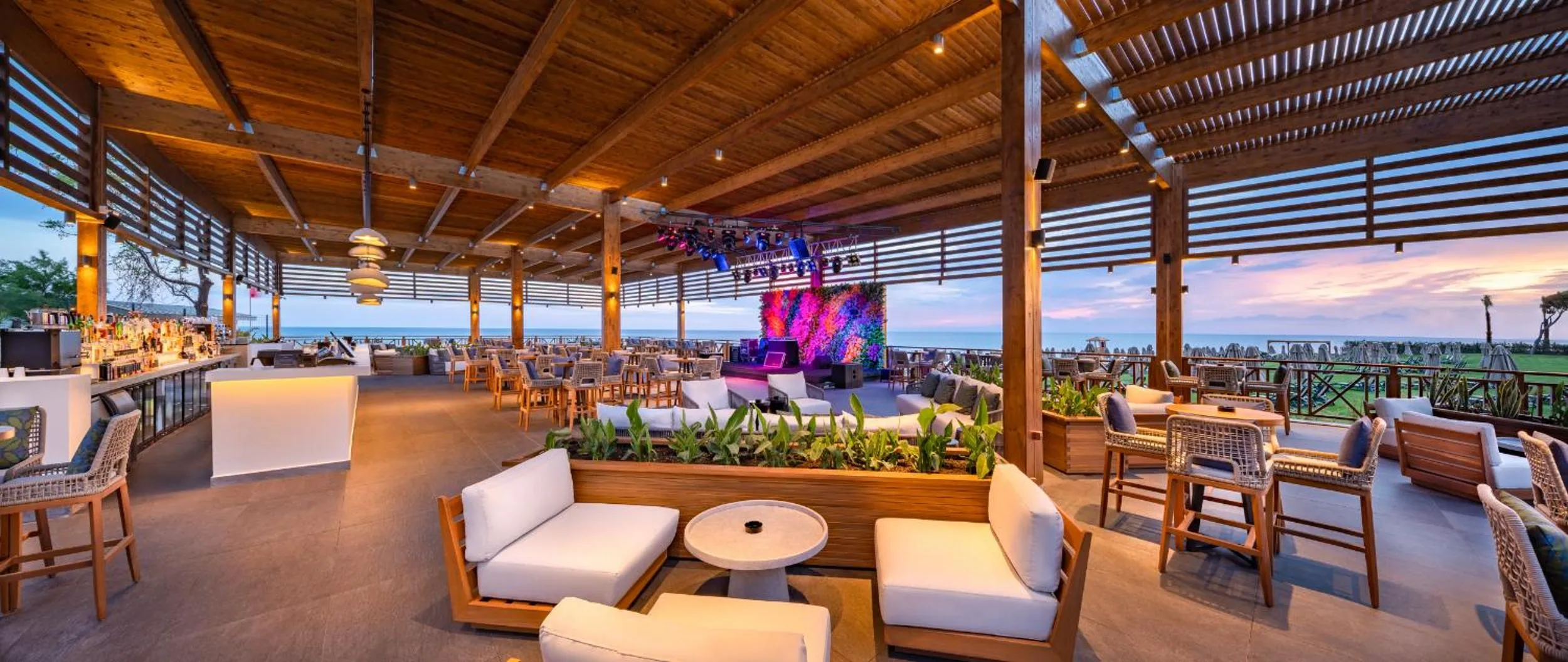 Lounge or bar in Rixos Park Belek - The Land Of Legends Access