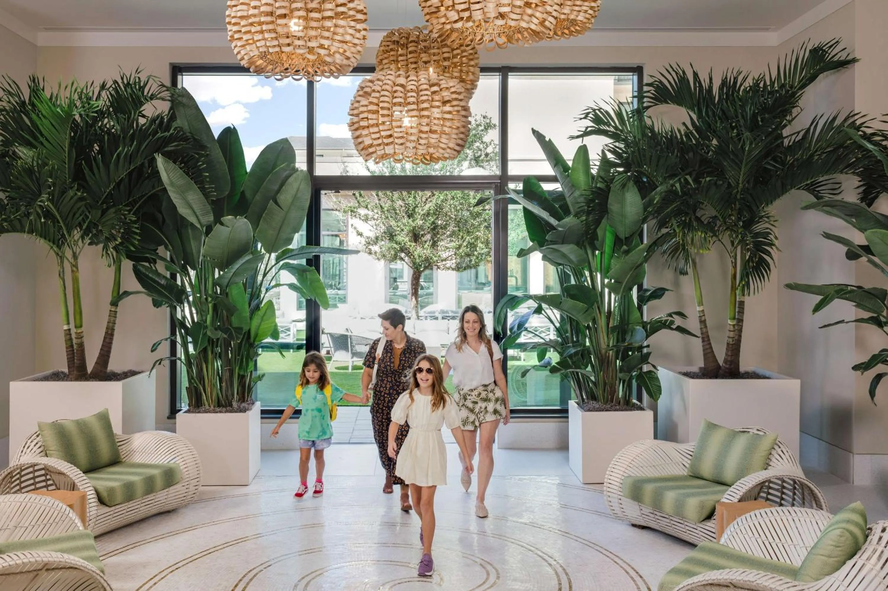 Lobby or reception in Embassy Suites By Hilton Panama City Beach Resort