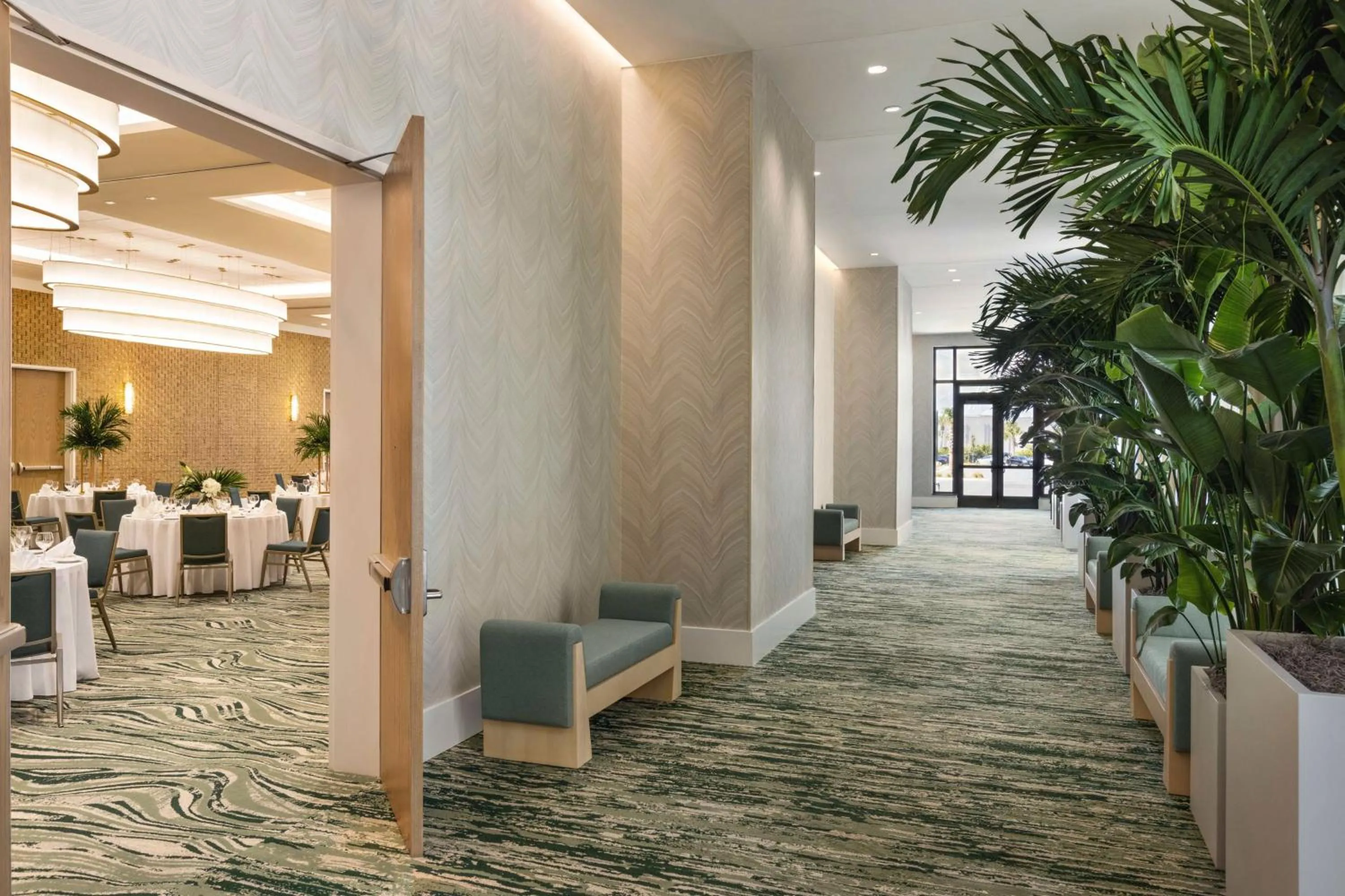 Meeting/conference room in Embassy Suites By Hilton Panama City Beach Resort