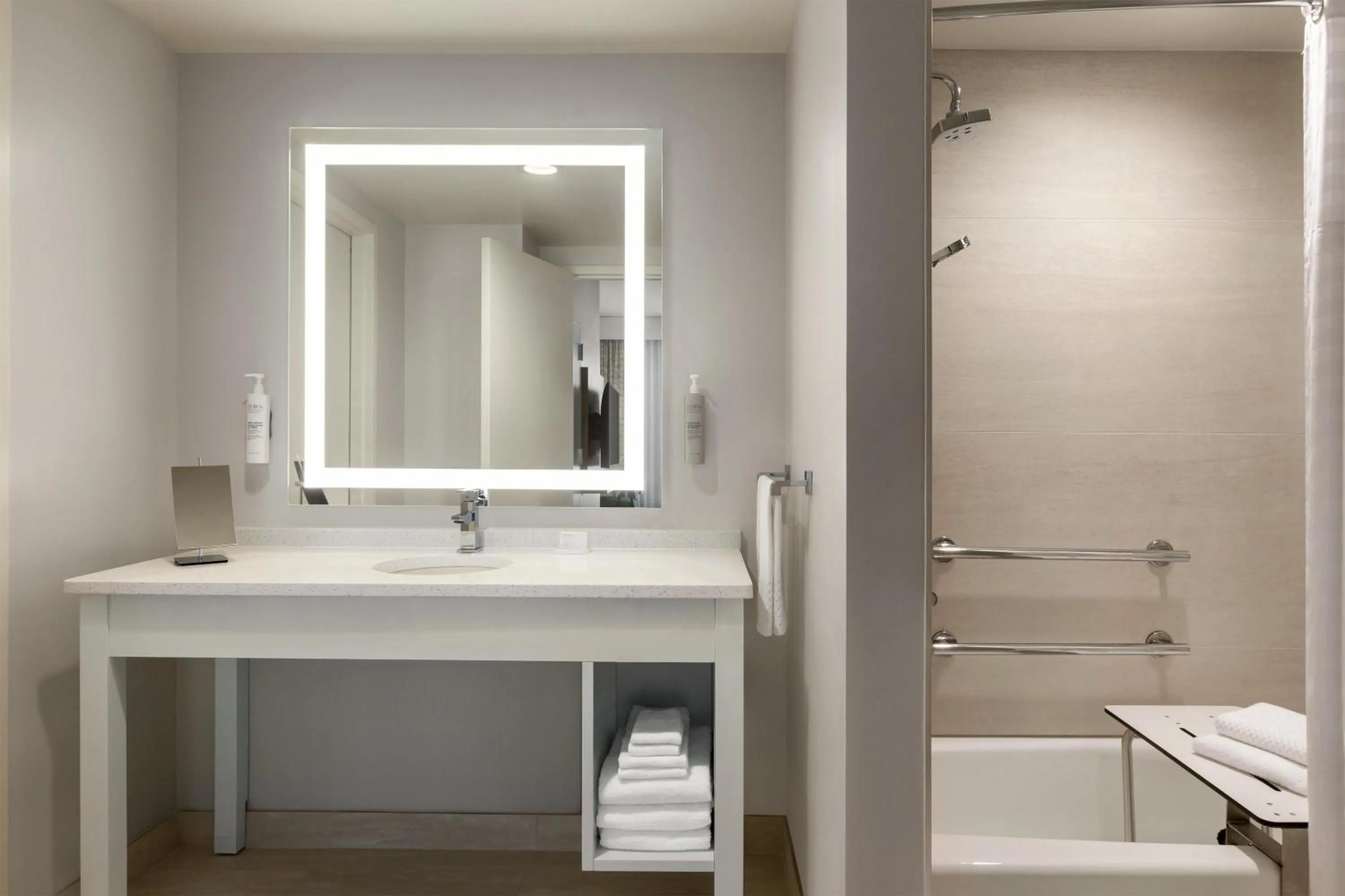 Bathroom in Embassy Suites By Hilton Panama City Beach Resort