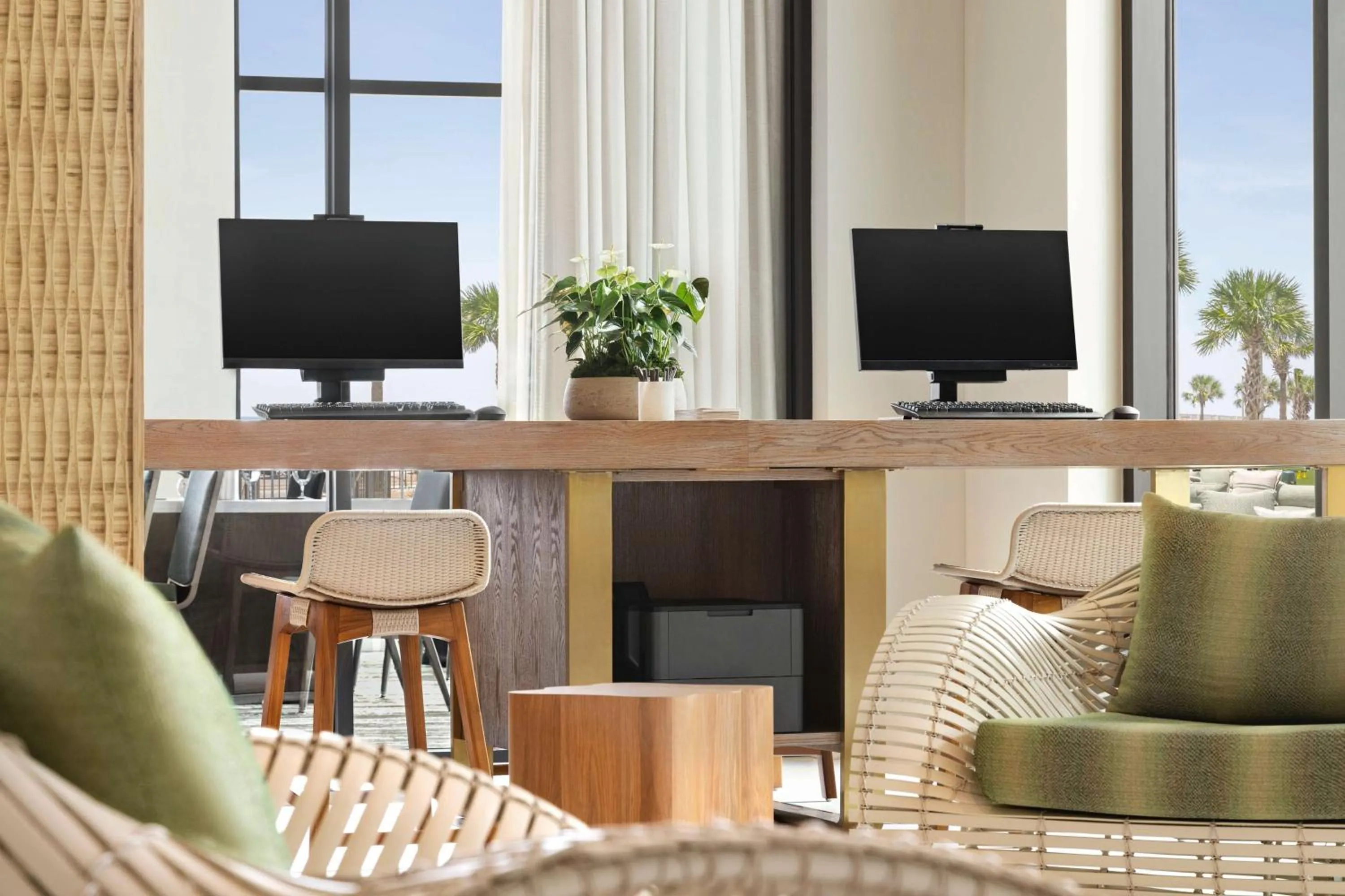 Property building in Embassy Suites By Hilton Panama City Beach Resort