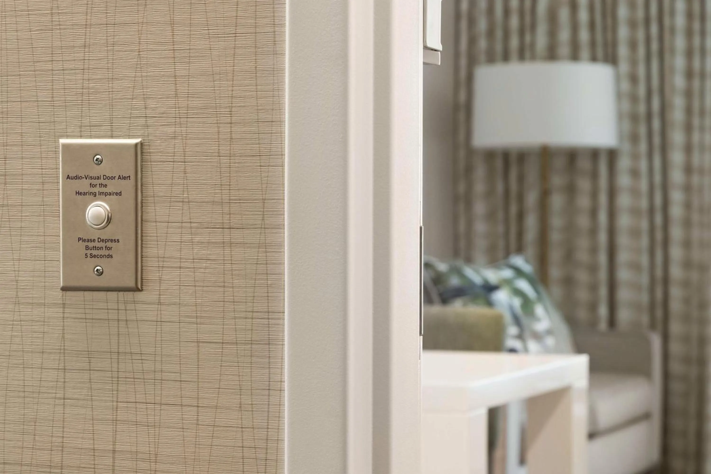 Photo of the whole room in Embassy Suites By Hilton Panama City Beach Resort