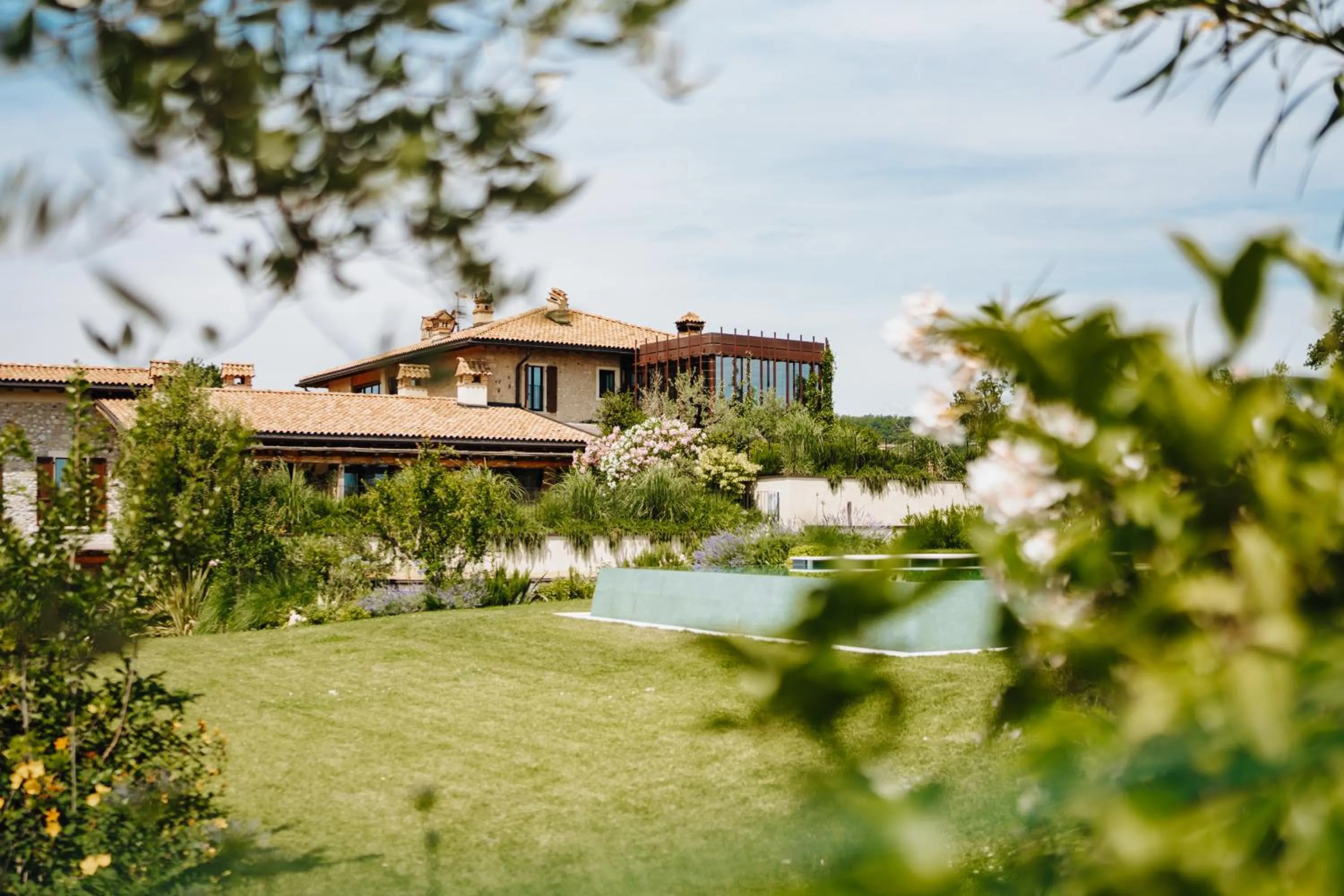 Garden in Conti Thun Wine Resort