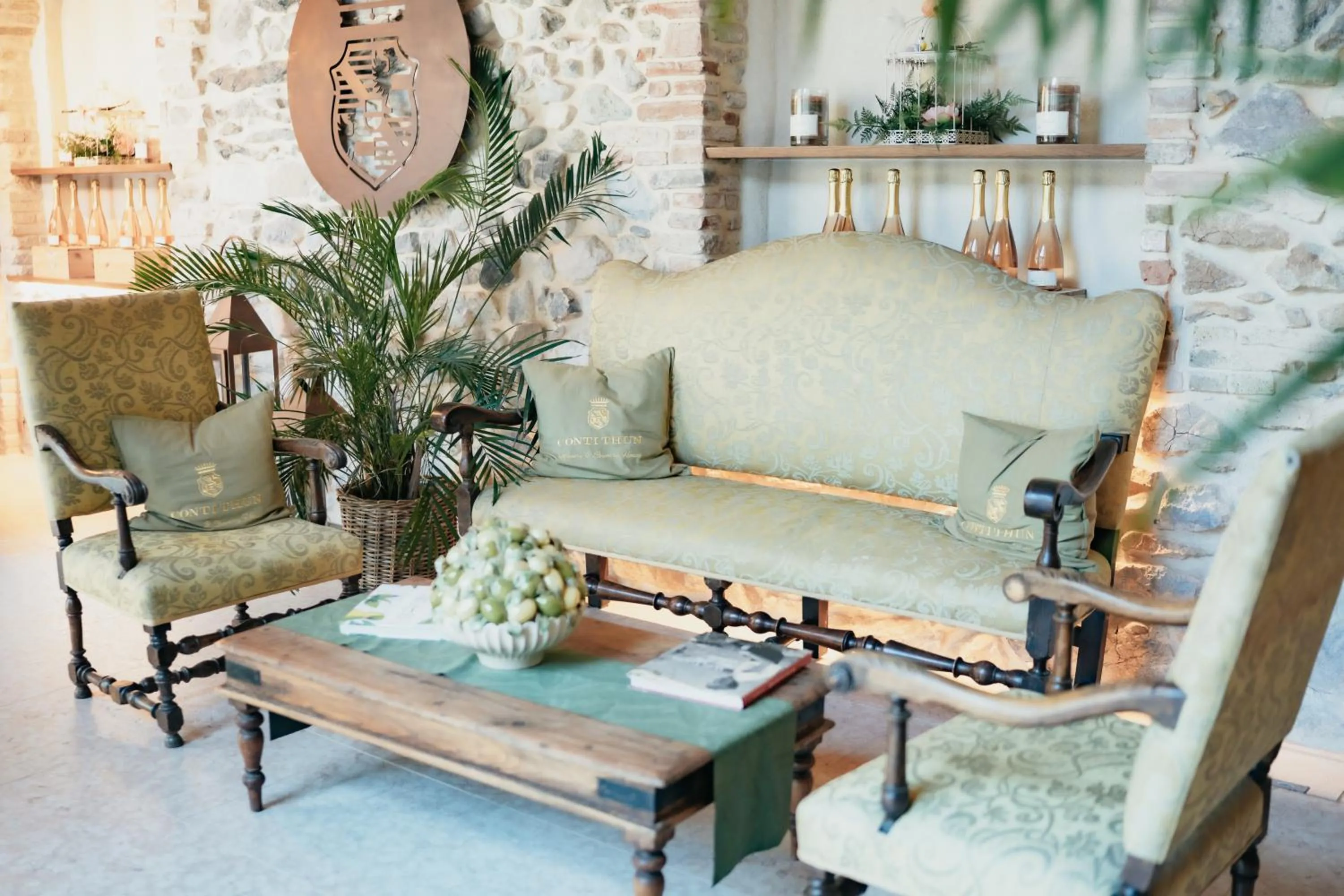 Lobby or reception in Conti Thun Wine Resort