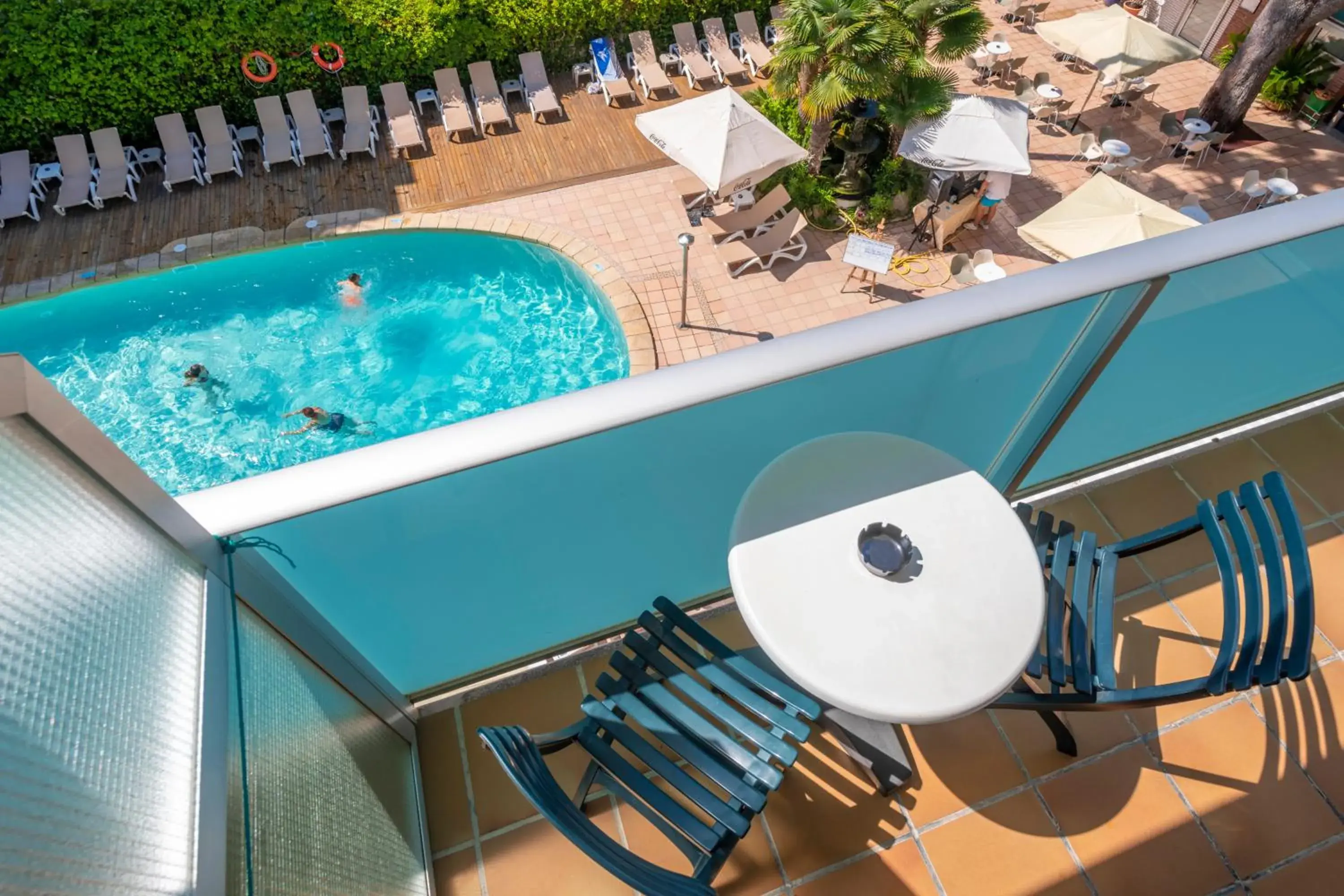 Triple Room with Terrace in Hotel Canada Palace Triple Room with Terrace in Hotel Canada Palace