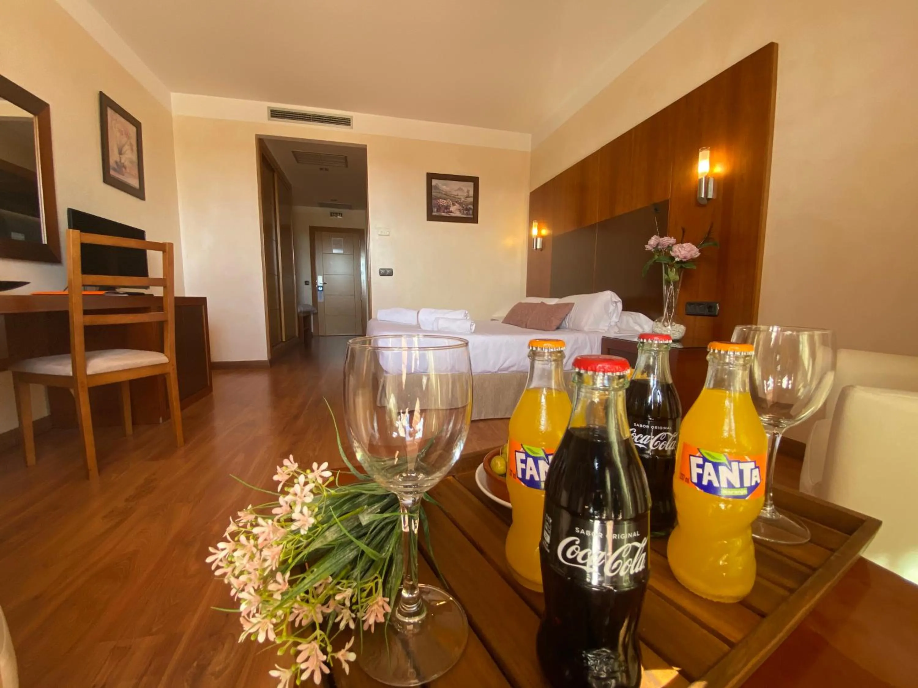 Drinks in Hotel Montera Plaza