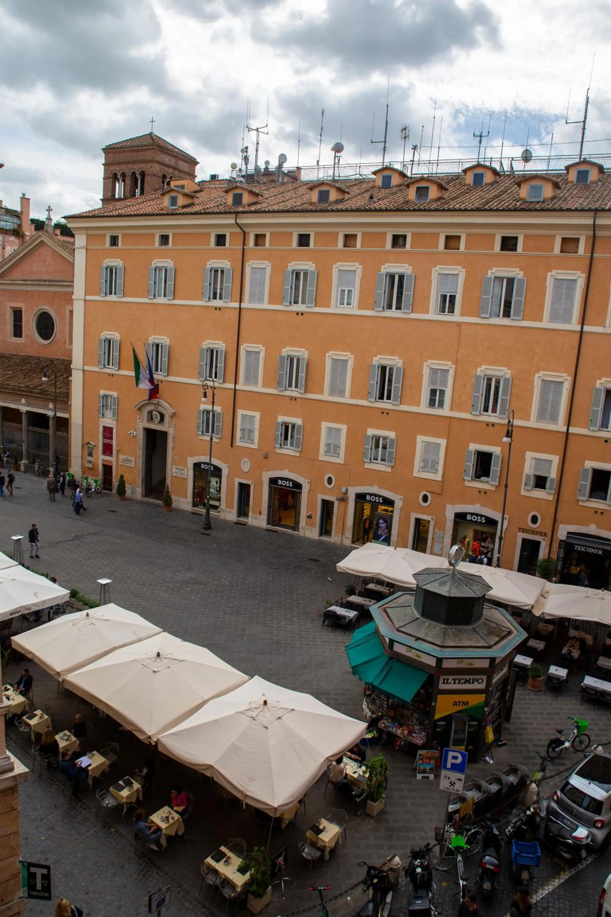 City view in Relais San Lorenzo In Lucina