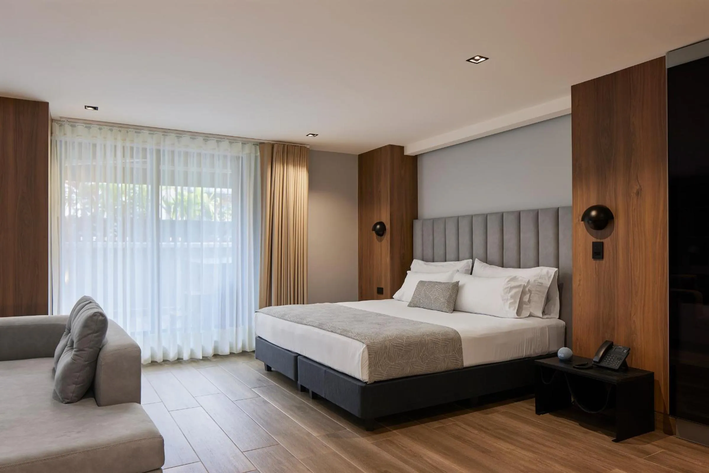 Photo of the whole room, Bed in Hotel Selis