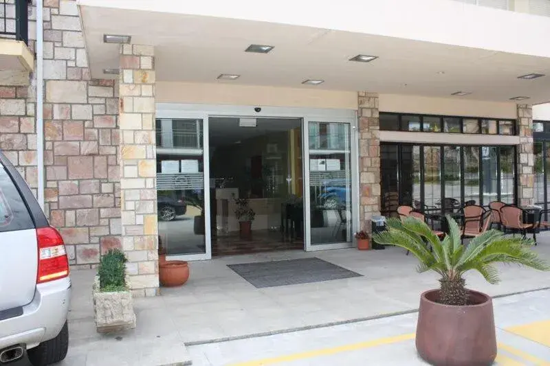 Triple Room in Hotel Las Sirenas Triple Room in Hotel Las Sirenas