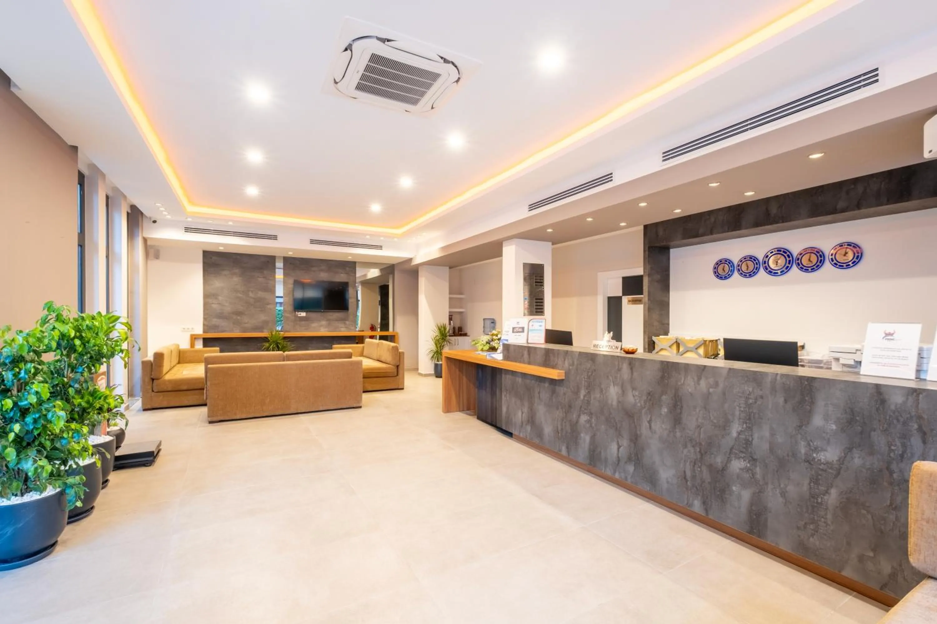 Viking Beach Hotel & Spa