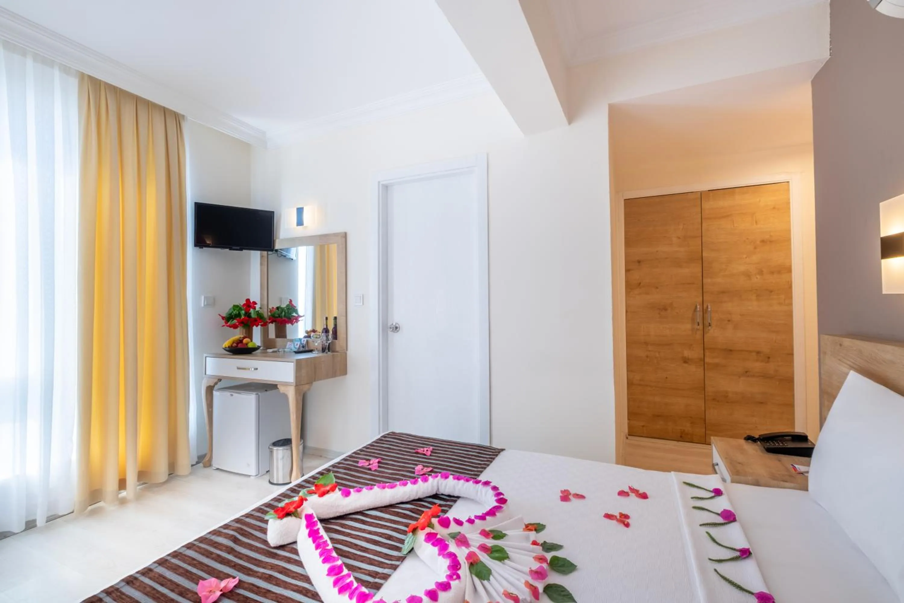 Bed in Viking Beach Hotel & Spa