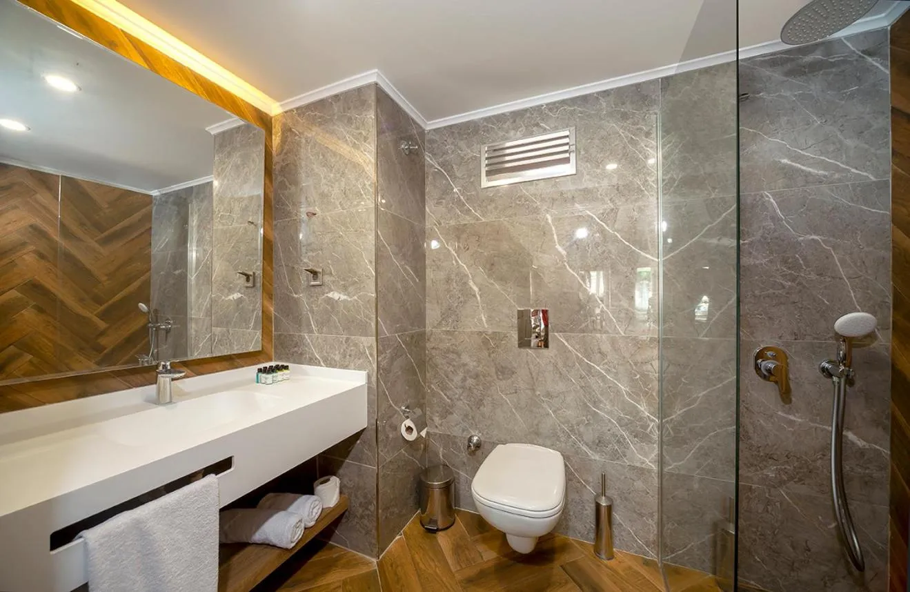 Shower in LUCAS DIDIM RESORT