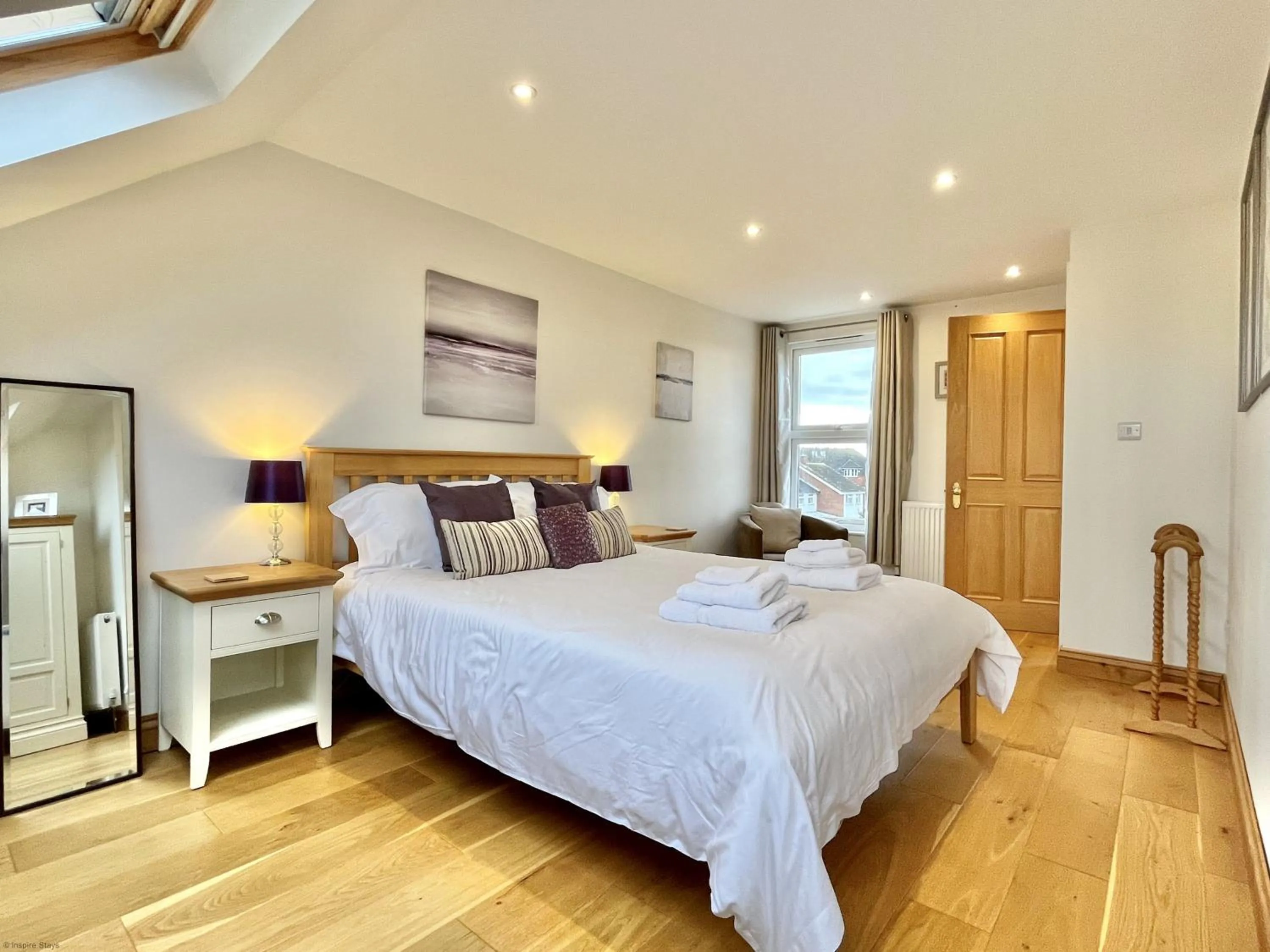 Property building, Bed in Wickland Cottage by inspirestays-com