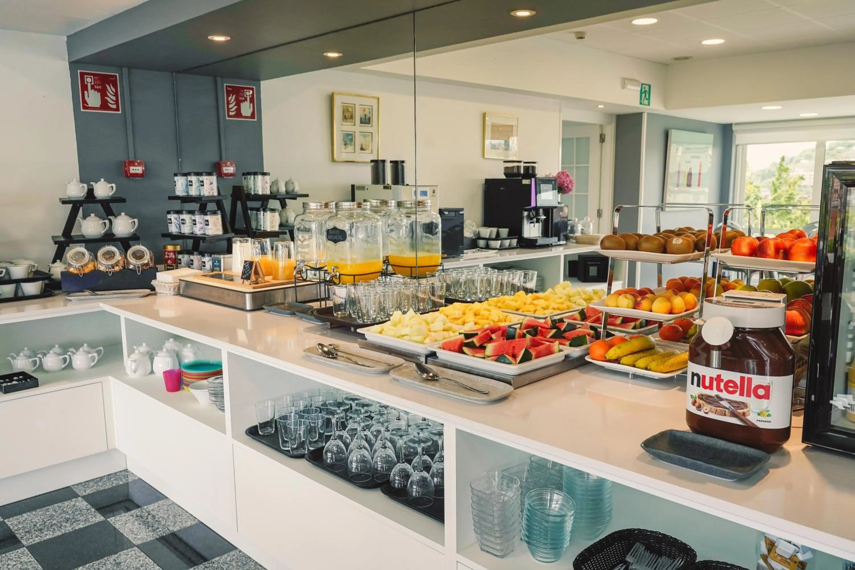 Breakfast in Hotel Avenida