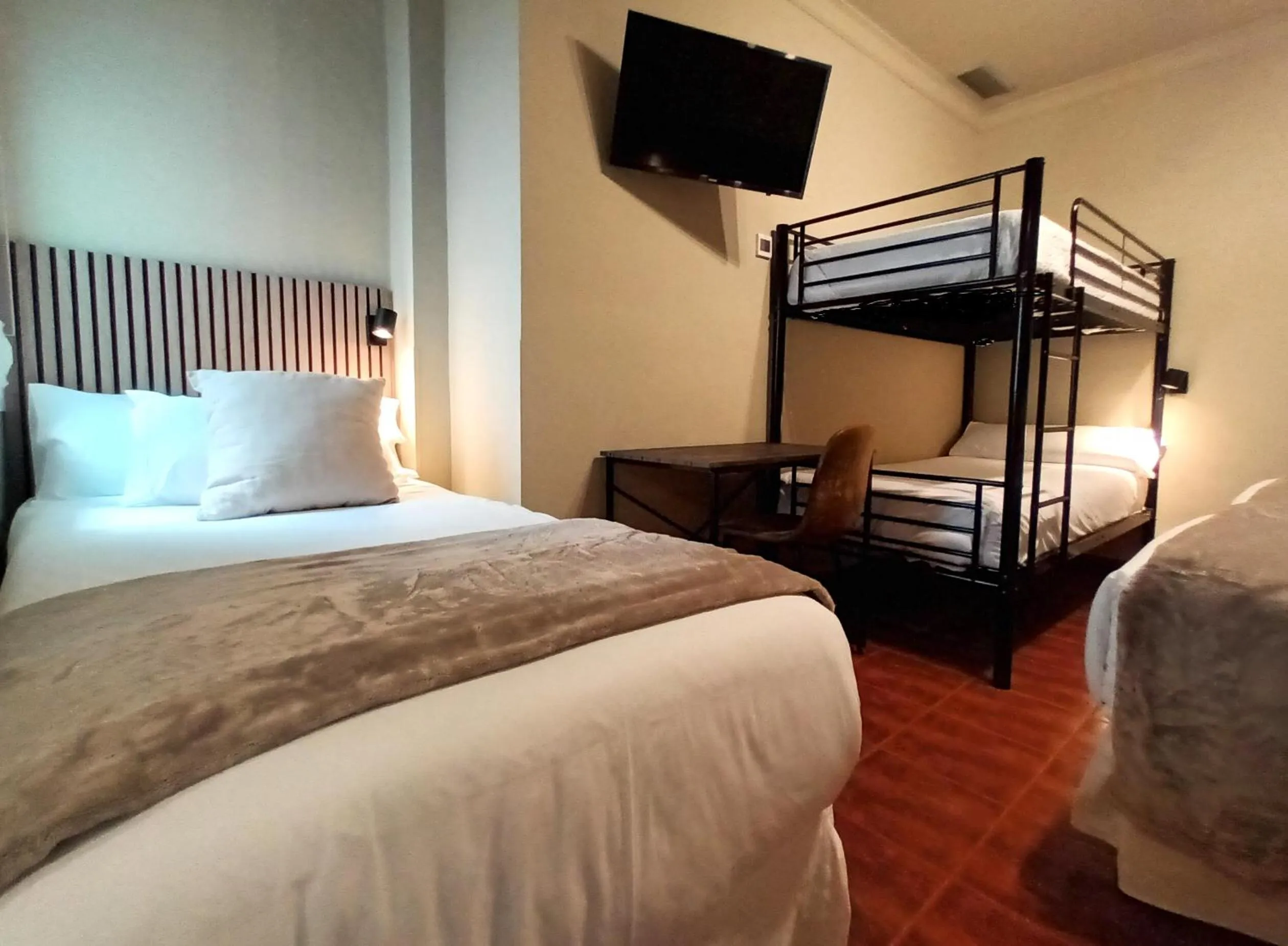 Bed in Hotel San Francisco