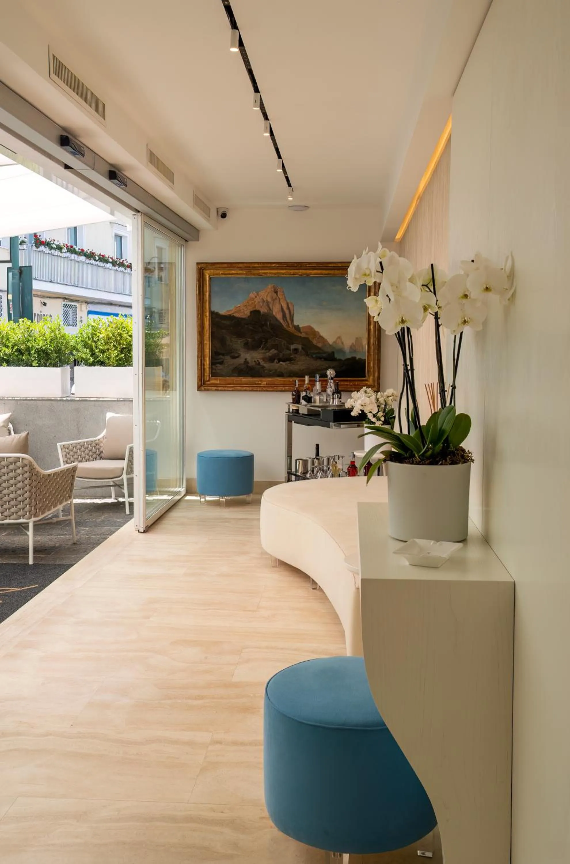 Facade/entrance in Palazzo M Capri