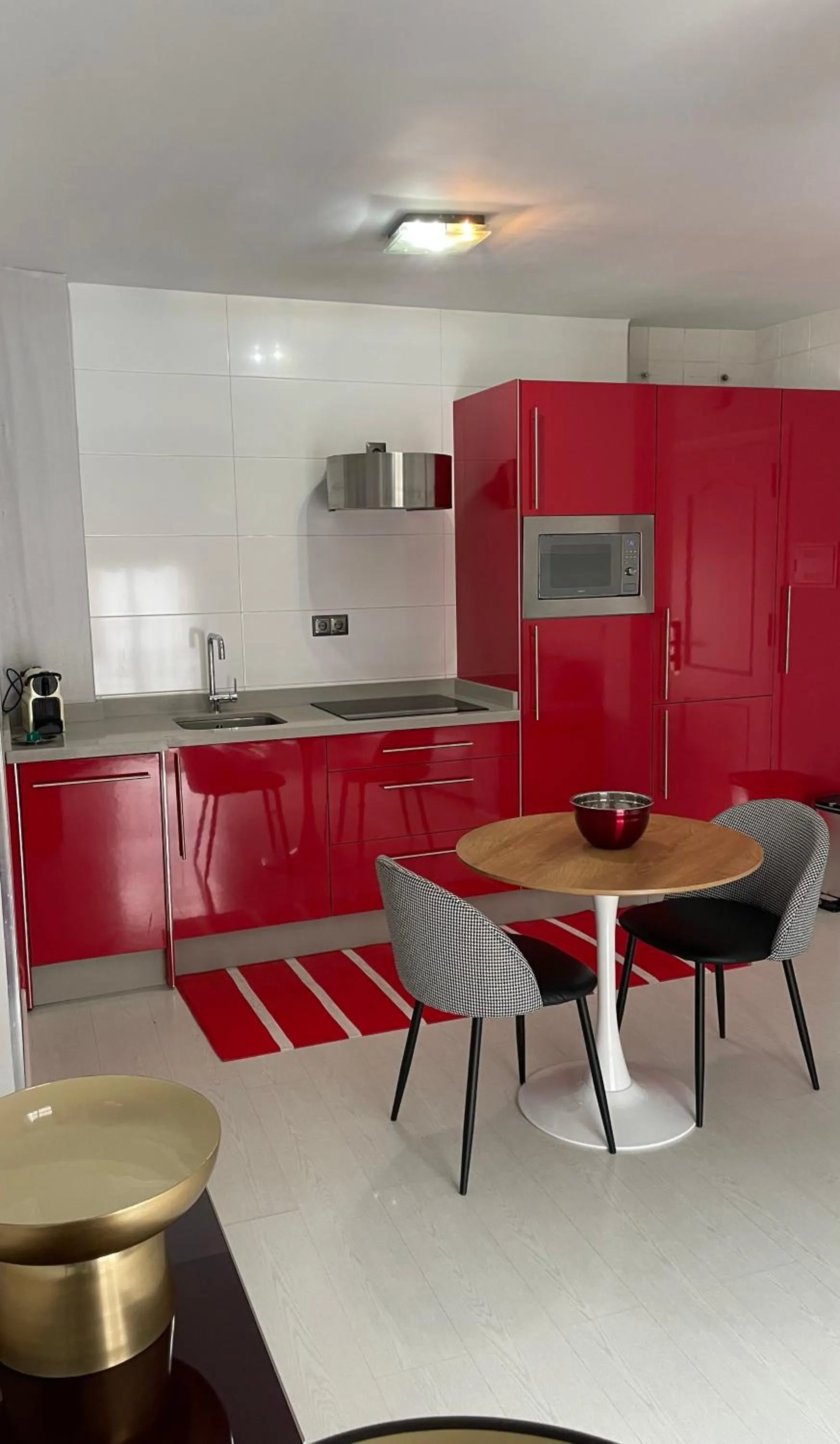 Kitchen or kitchenette in Apartamentos Abril