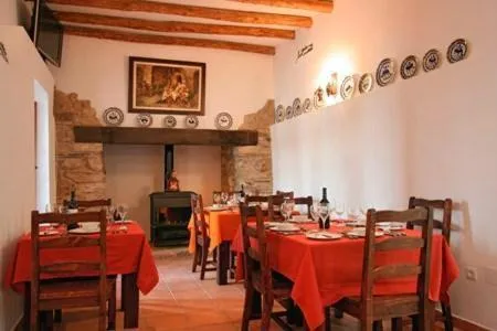 Restaurant/places to eat in Molino Cuatro Paradas