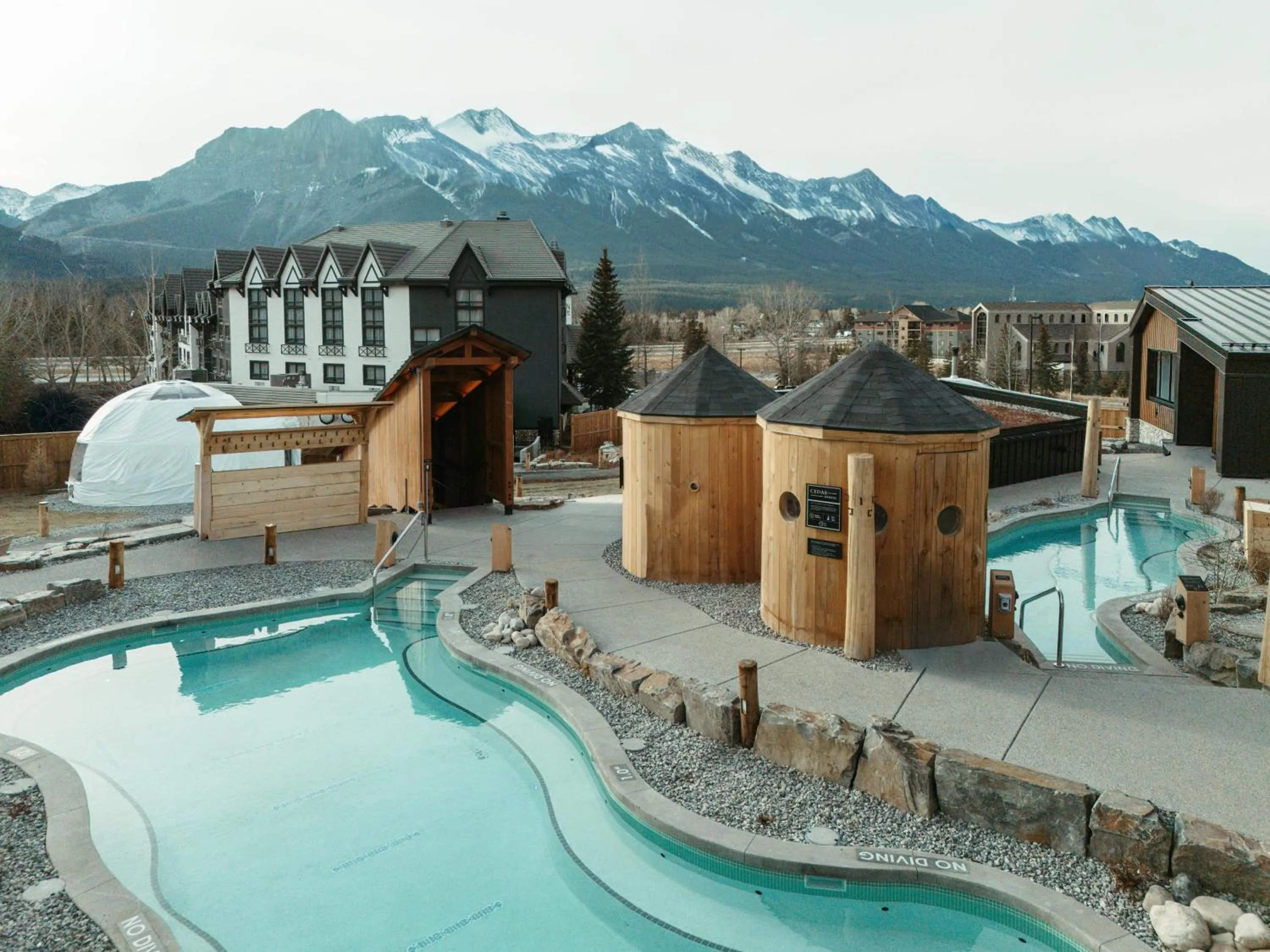 Spa and wellness centre/facilities in Everwild Canmore Hotel