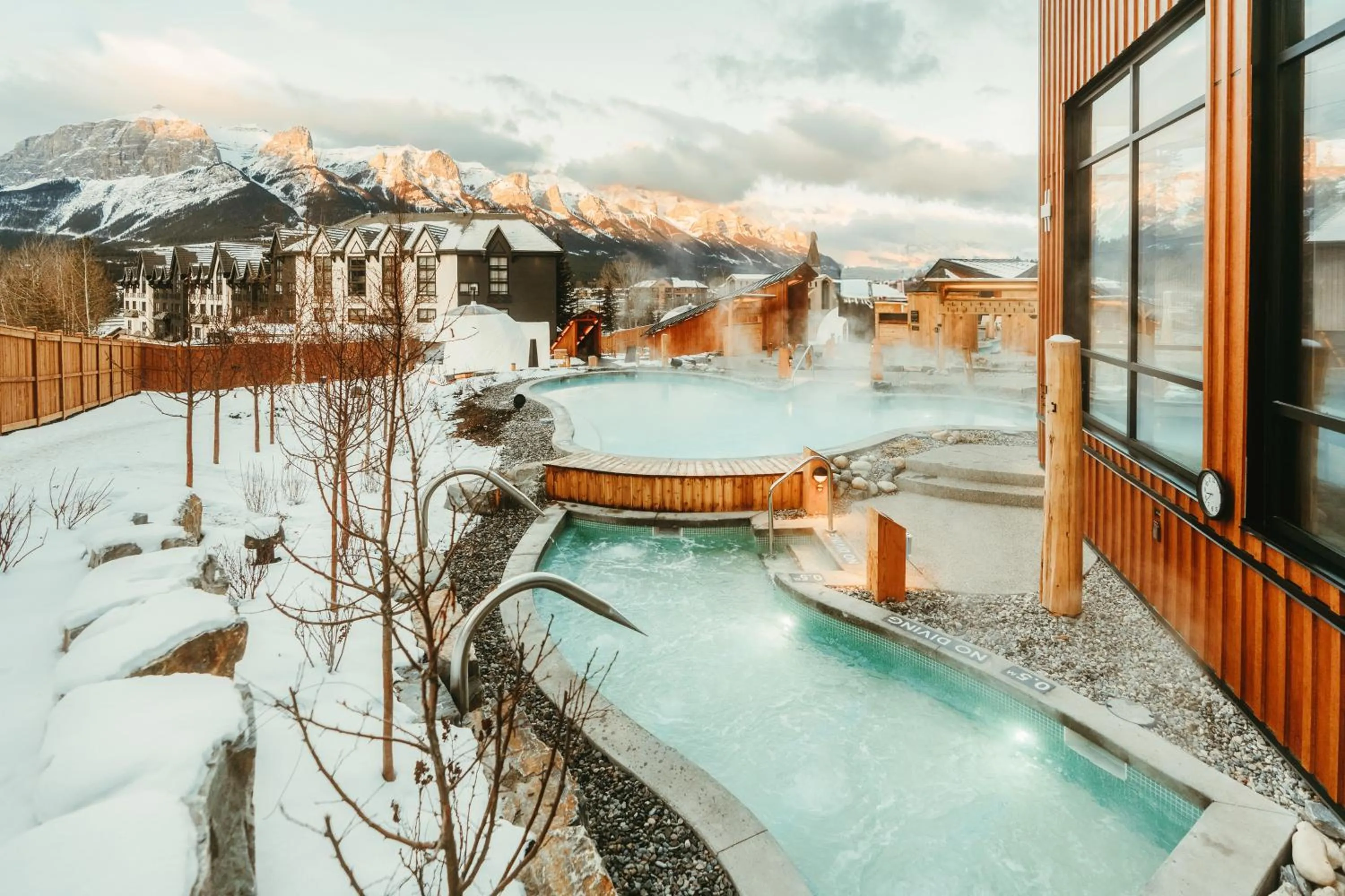 Spa and wellness centre/facilities in Everwild Canmore Hotel