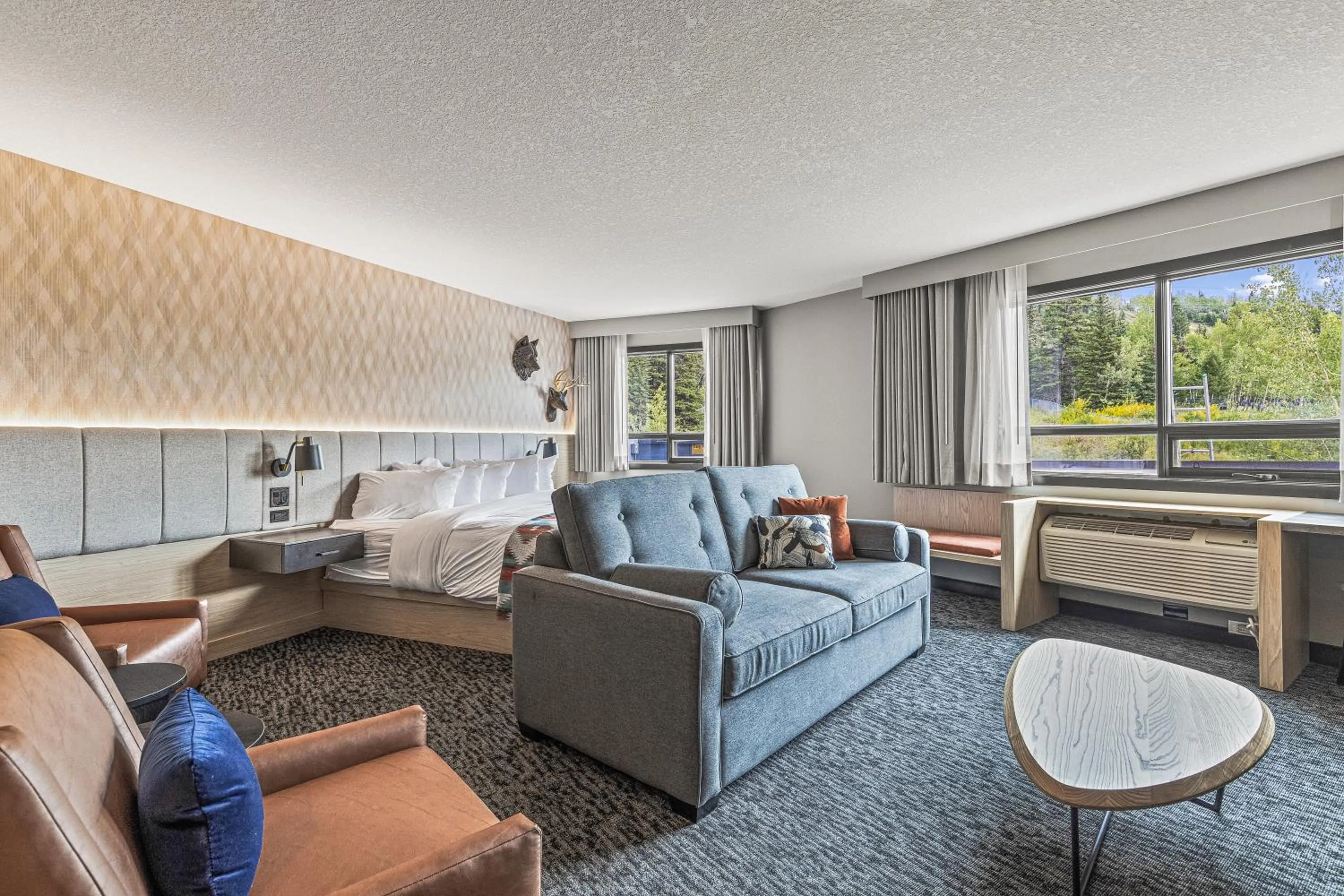 Bed in Everwild Canmore Hotel