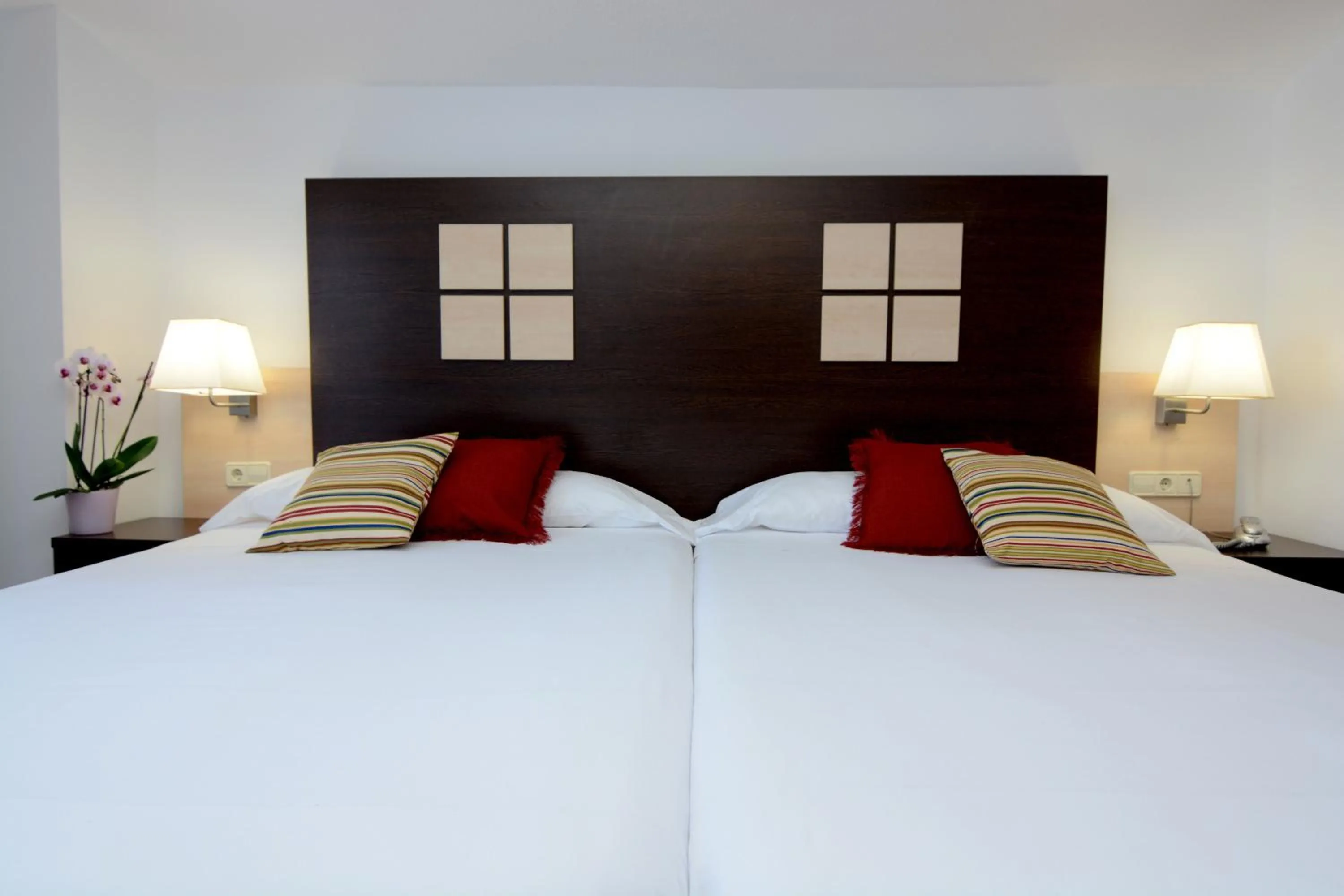 Bed in Don Angel & SPA & Padel- Adults Recommended