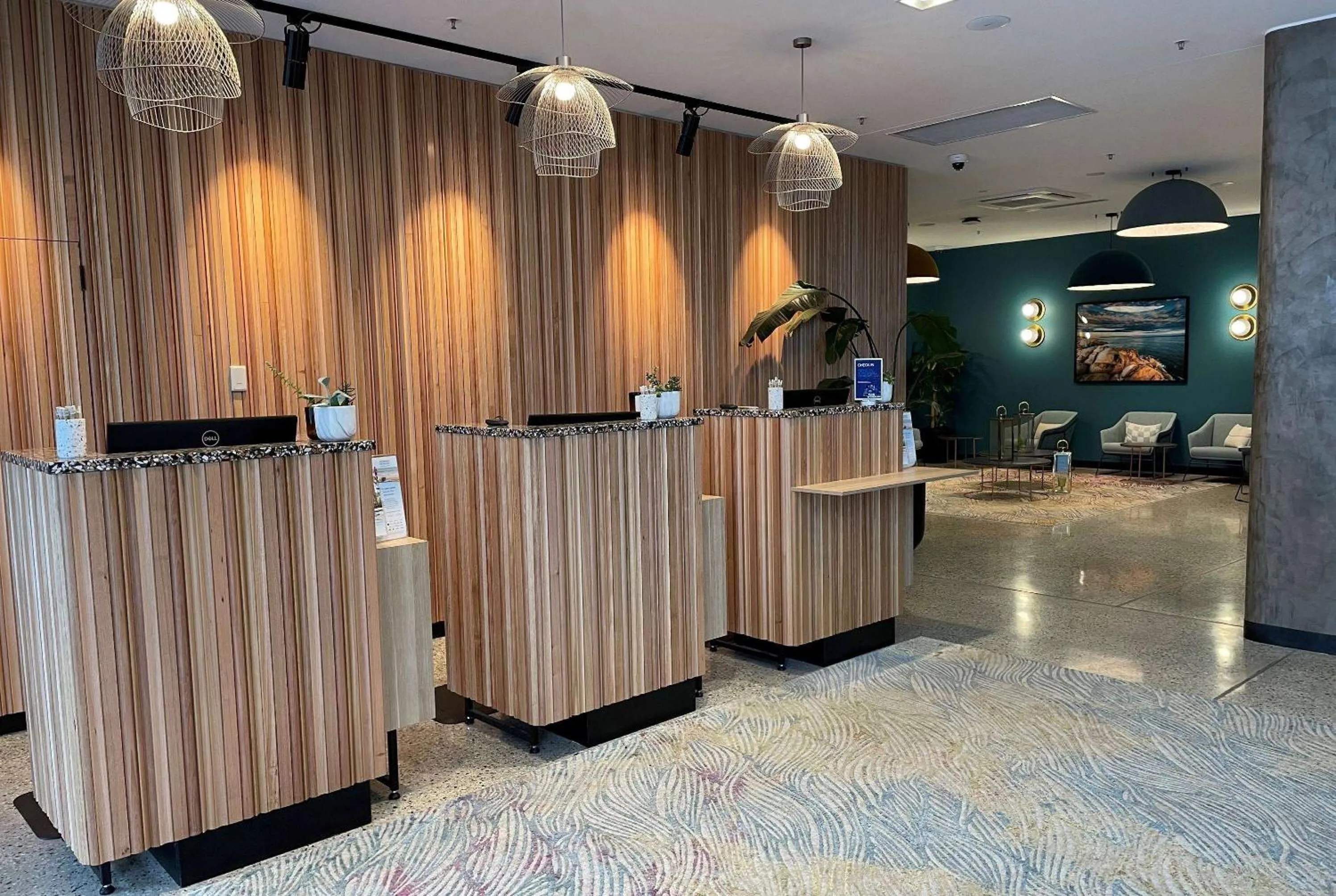 Lobby or reception in TRYP Adelaide by Wyndham