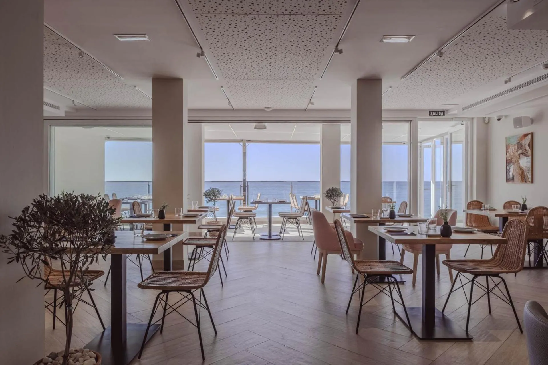 Restaurant/places to eat in Hotel La Cala Finestrat