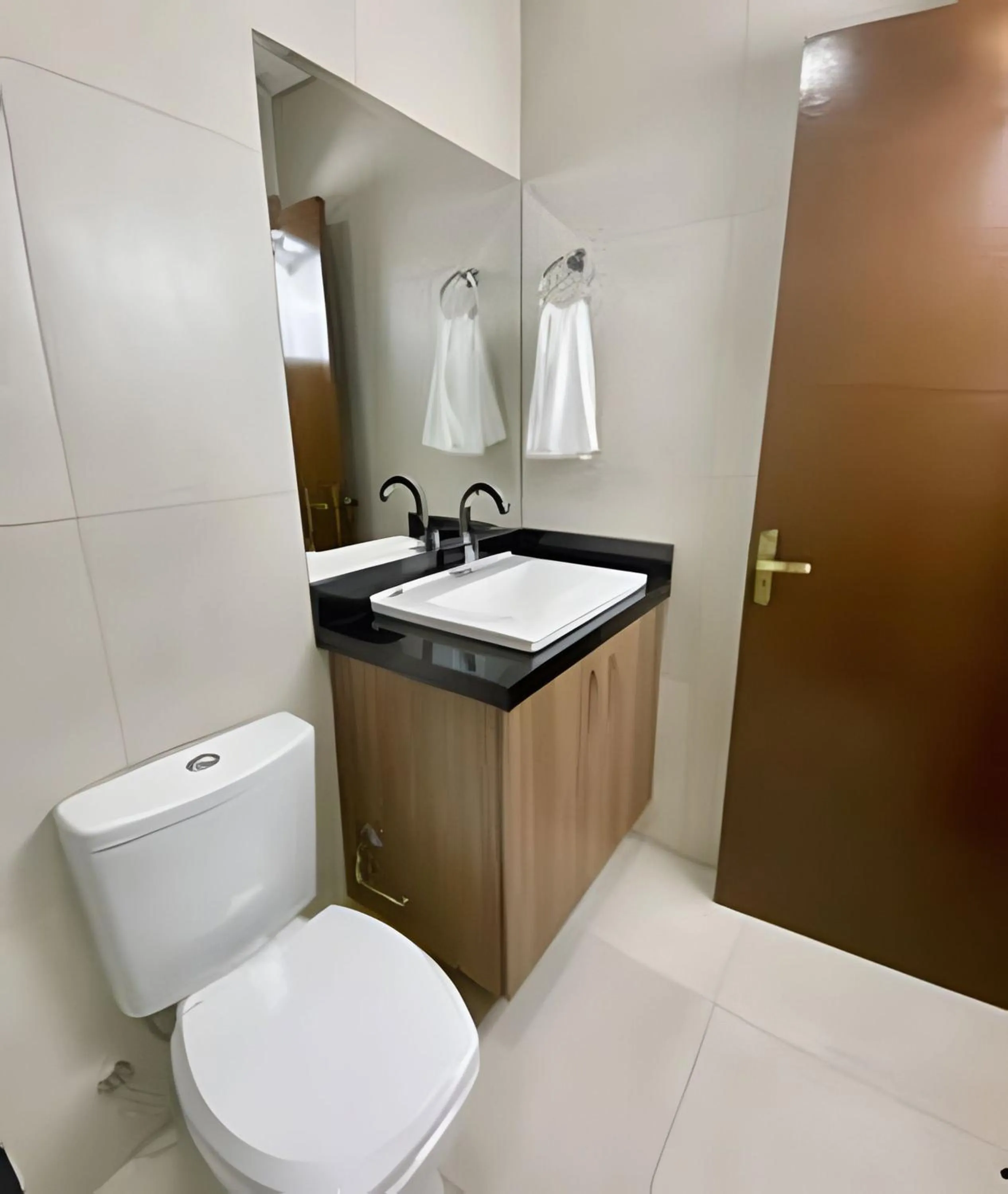 Bathroom in Edifício Shalfa