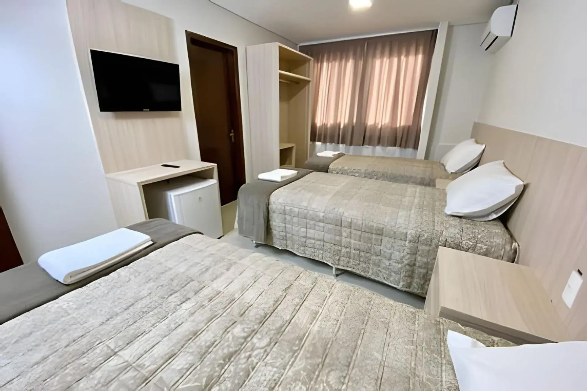 Standard Triple Studio in Edifício Shalfa Standard Triple Studio in Edifício Shalfa