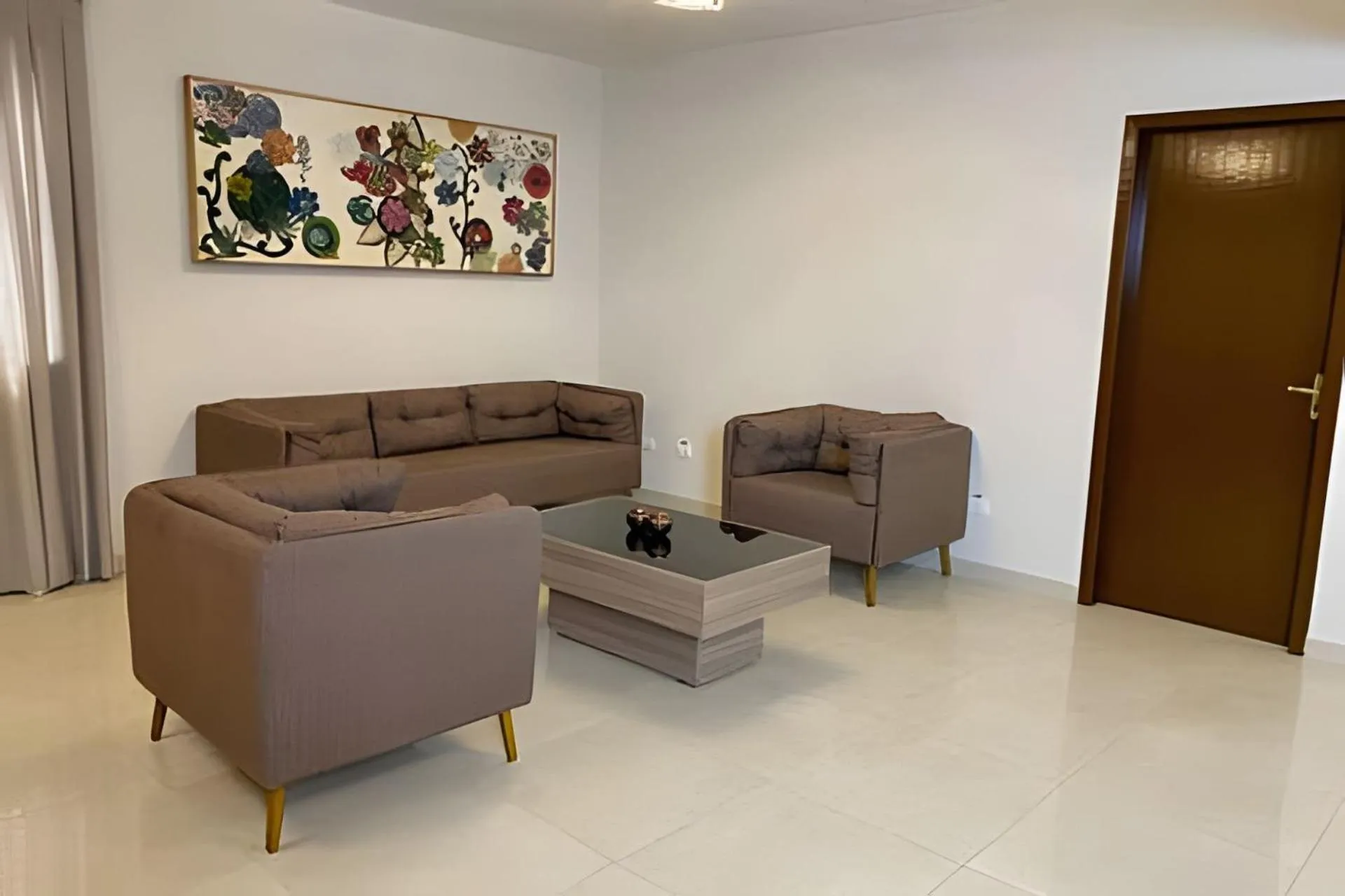 Living room in Edifício Shalfa