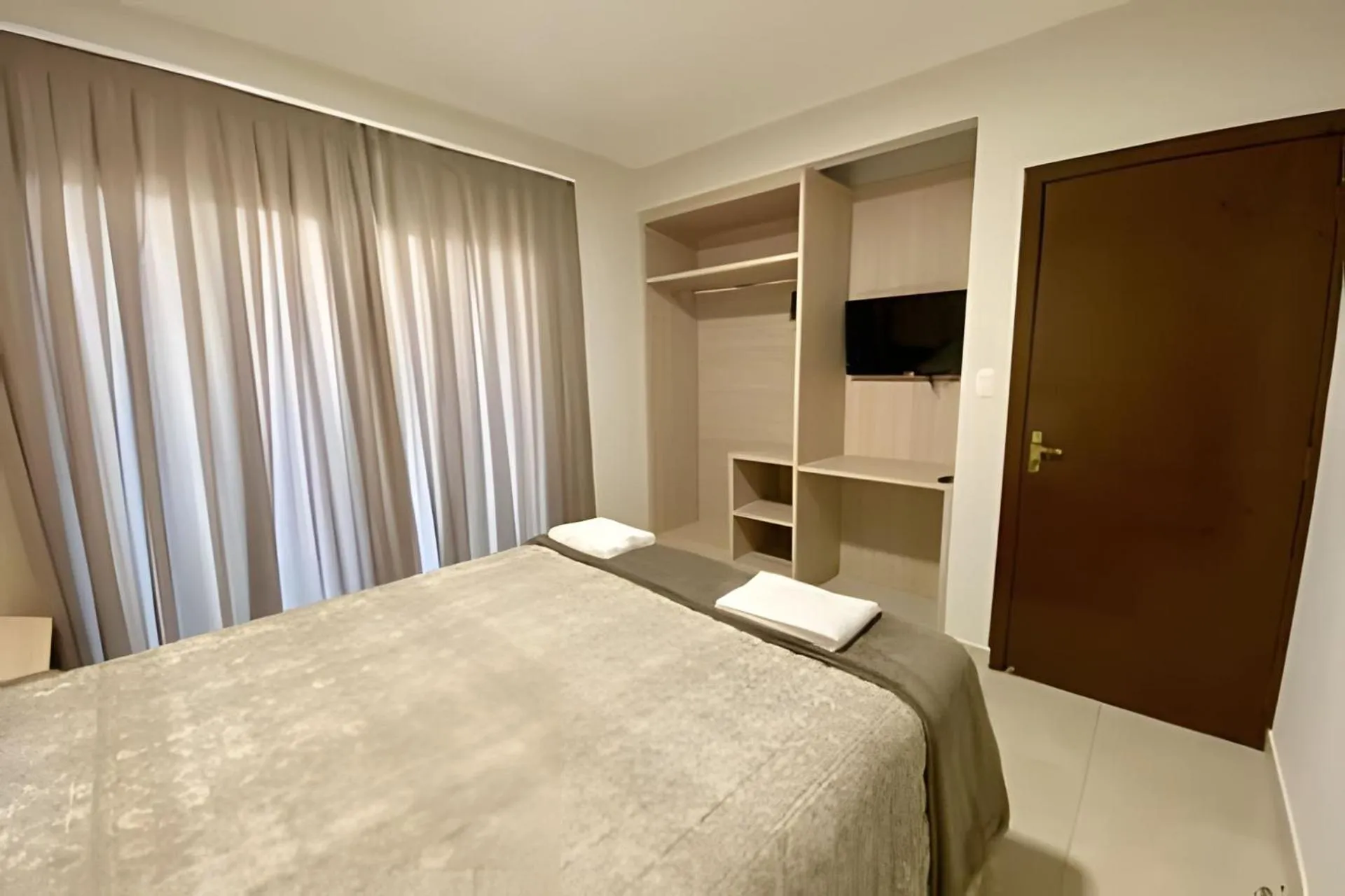 Photo of the whole room, Bed in Edifício Shalfa