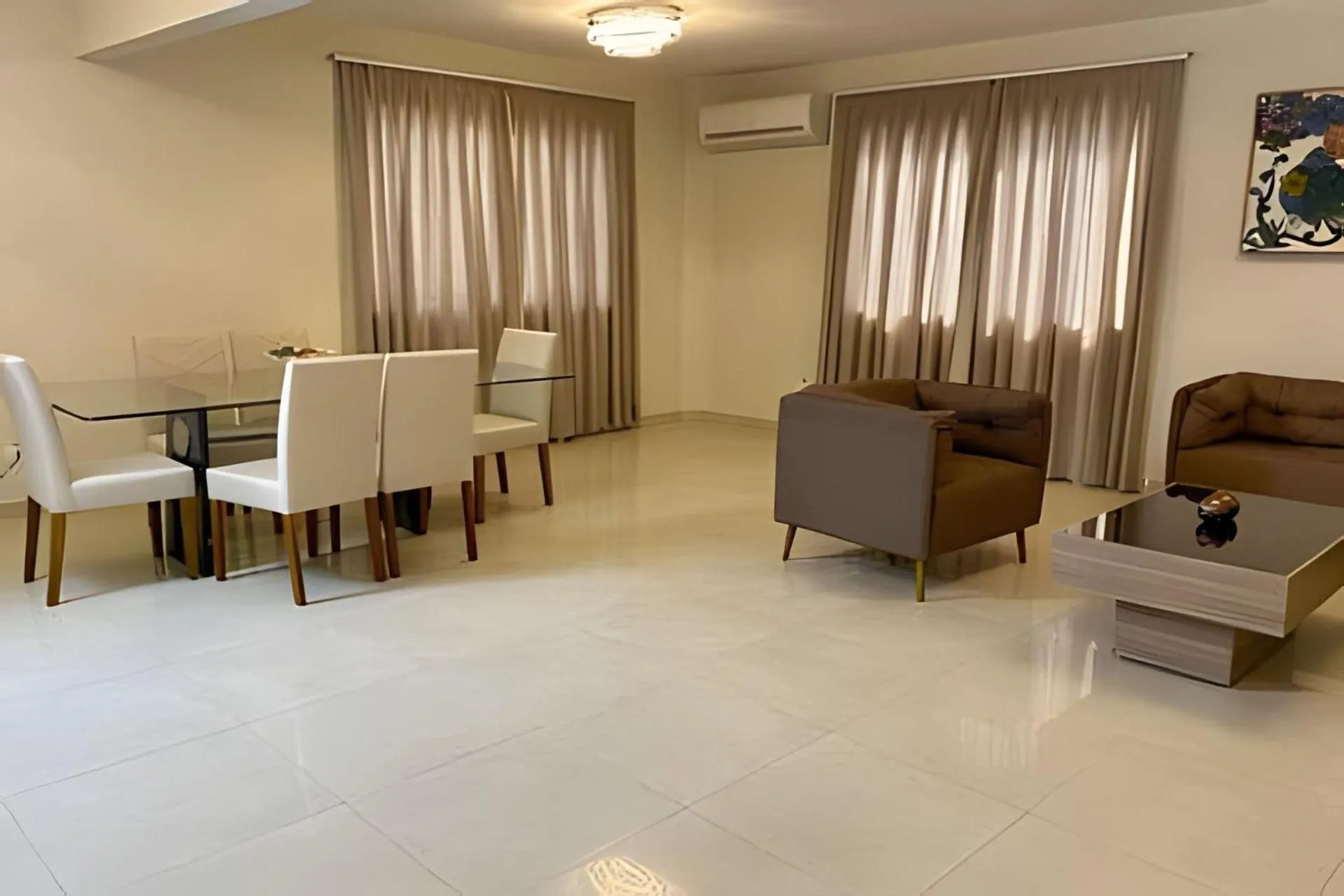 Living room in Edifício Shalfa