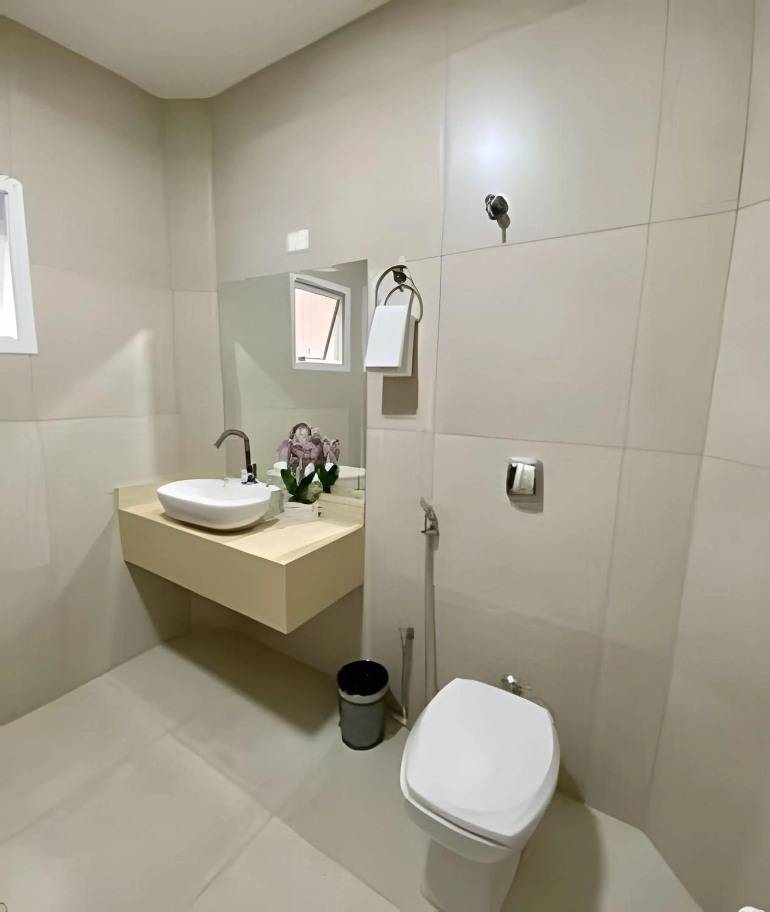 Toilet in Edifício Shalfa