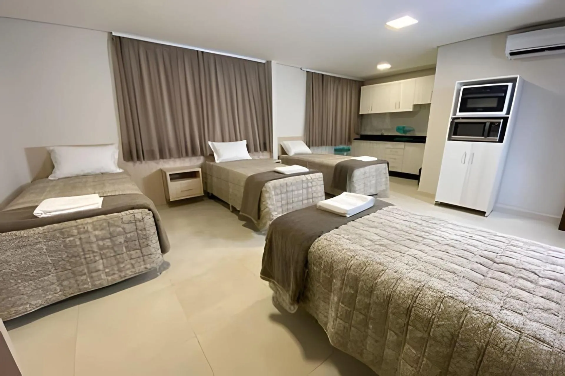 Photo of the whole room, Bed in Edifício Shalfa