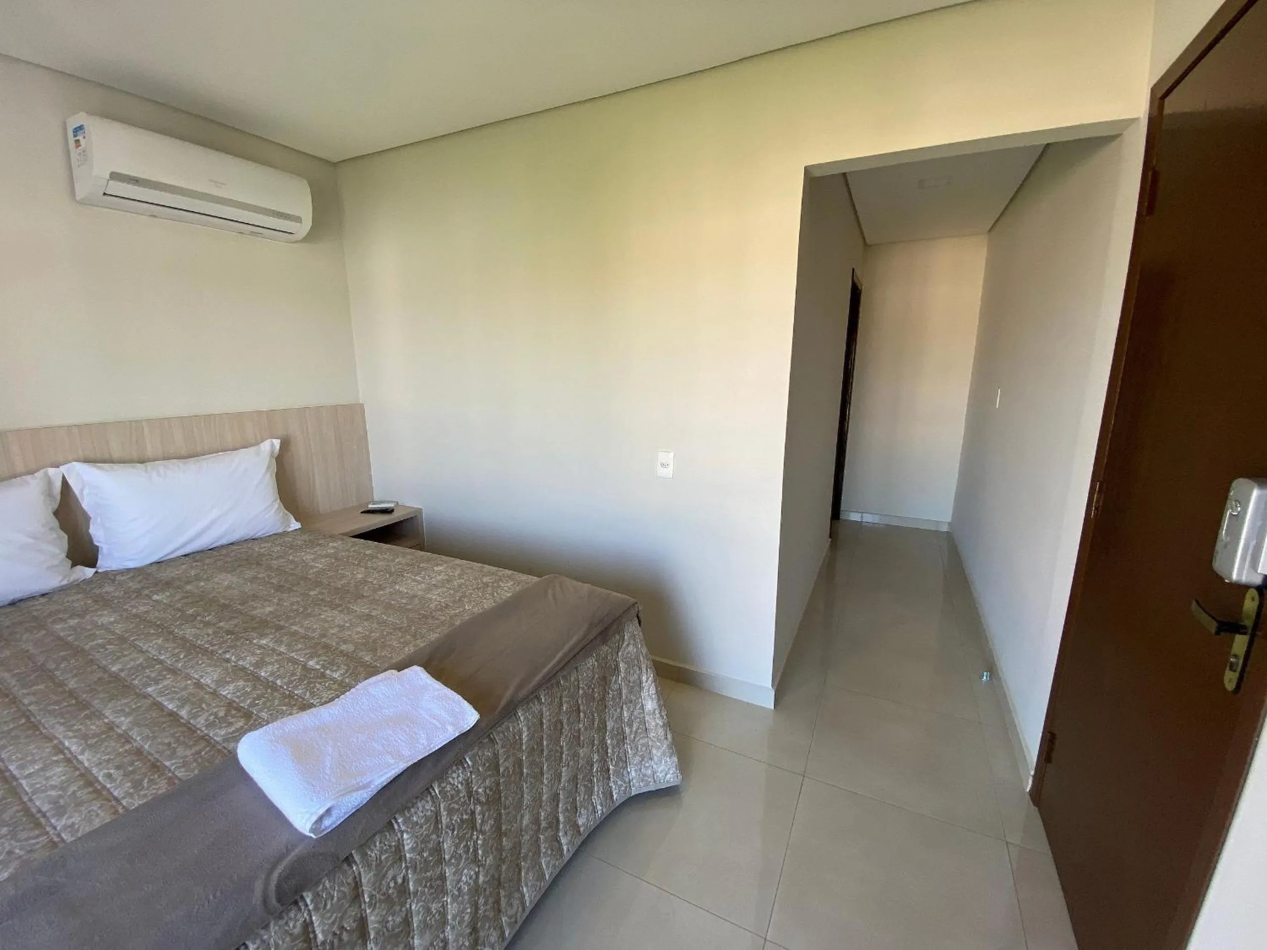 Bedroom, Bed in Edifício Shalfa