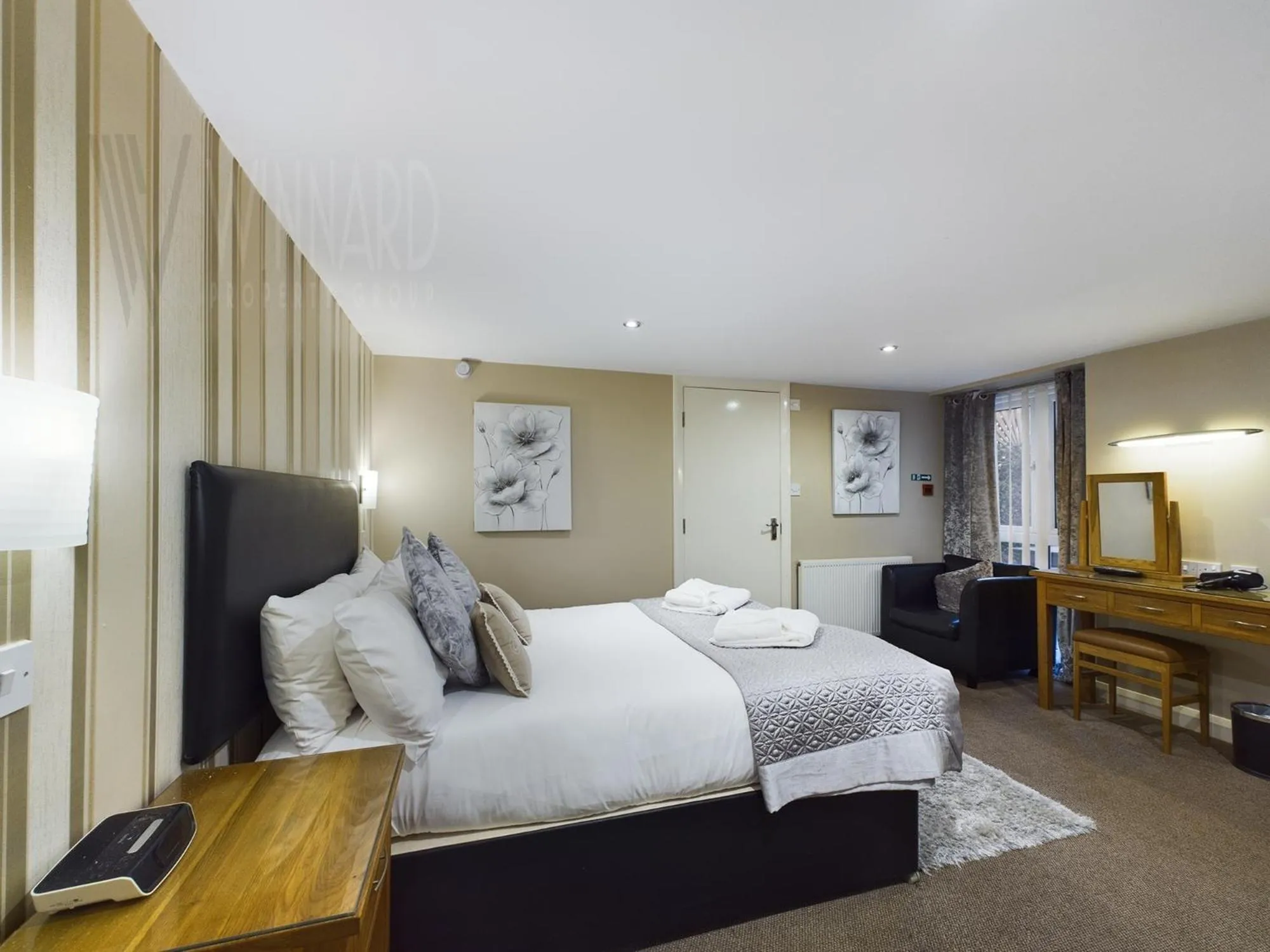 Bedroom, Bed in The Beach House, Luxury Apartments