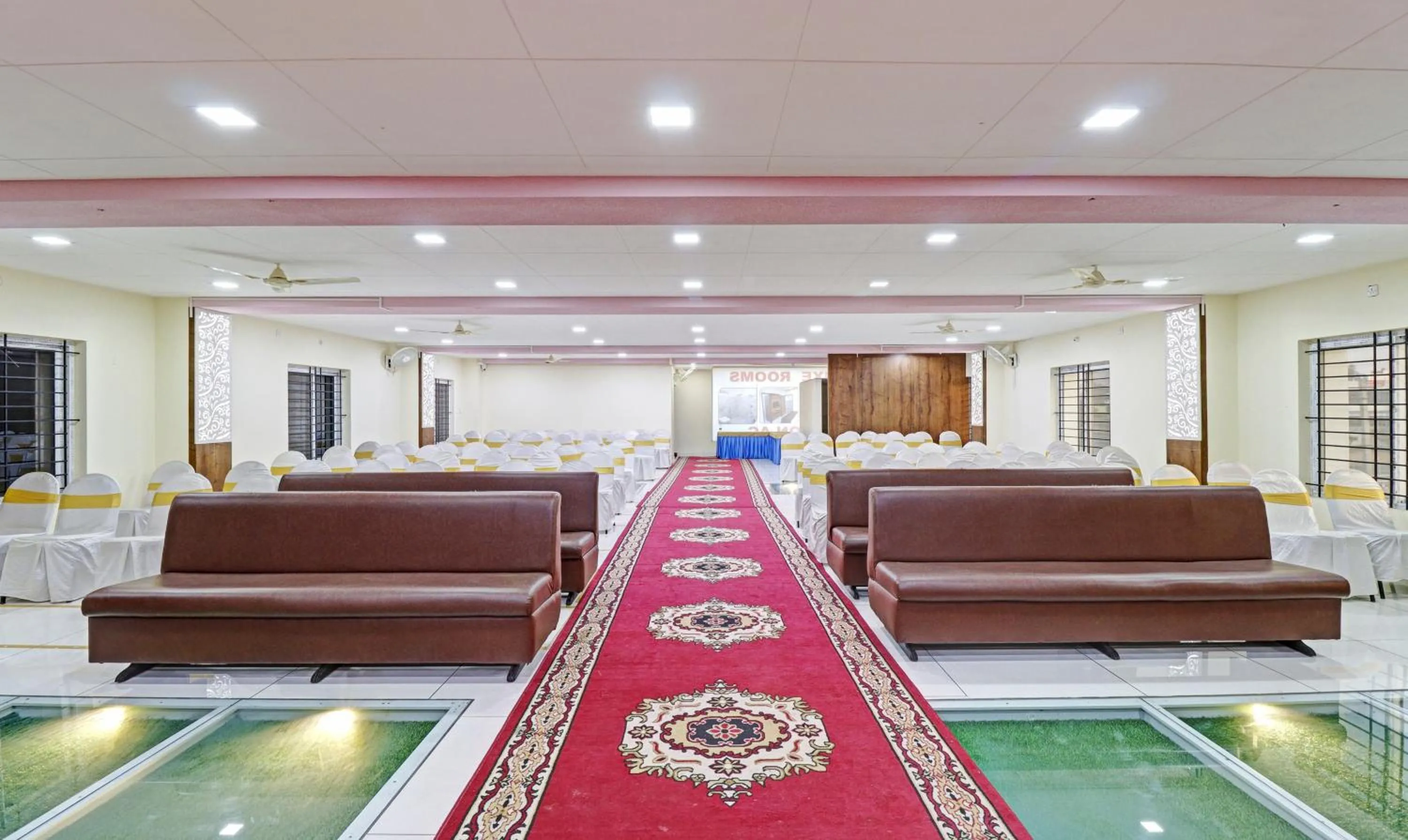 Seating area in Treebo Skanda Suites