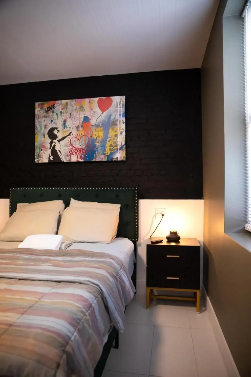 QUEEN PRIVATE ROOM DELUXE ENSUITE in KAMA CENTRAL PARK QUEEN PRIVATE ROOM DELUXE ENSUITE in KAMA CENTRAL PARK