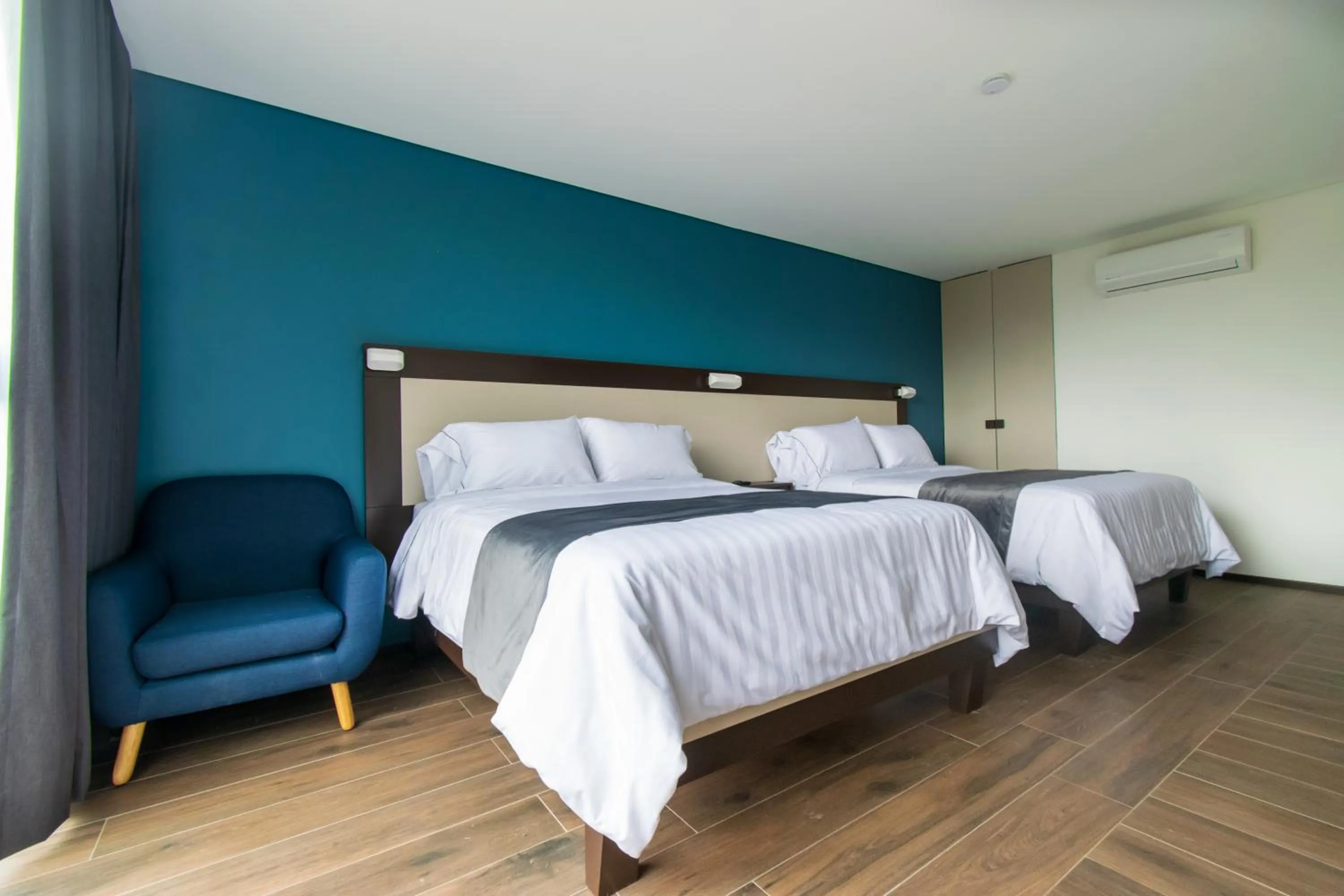 Photo of the whole room, Bed in Hotel Balcón del Parque