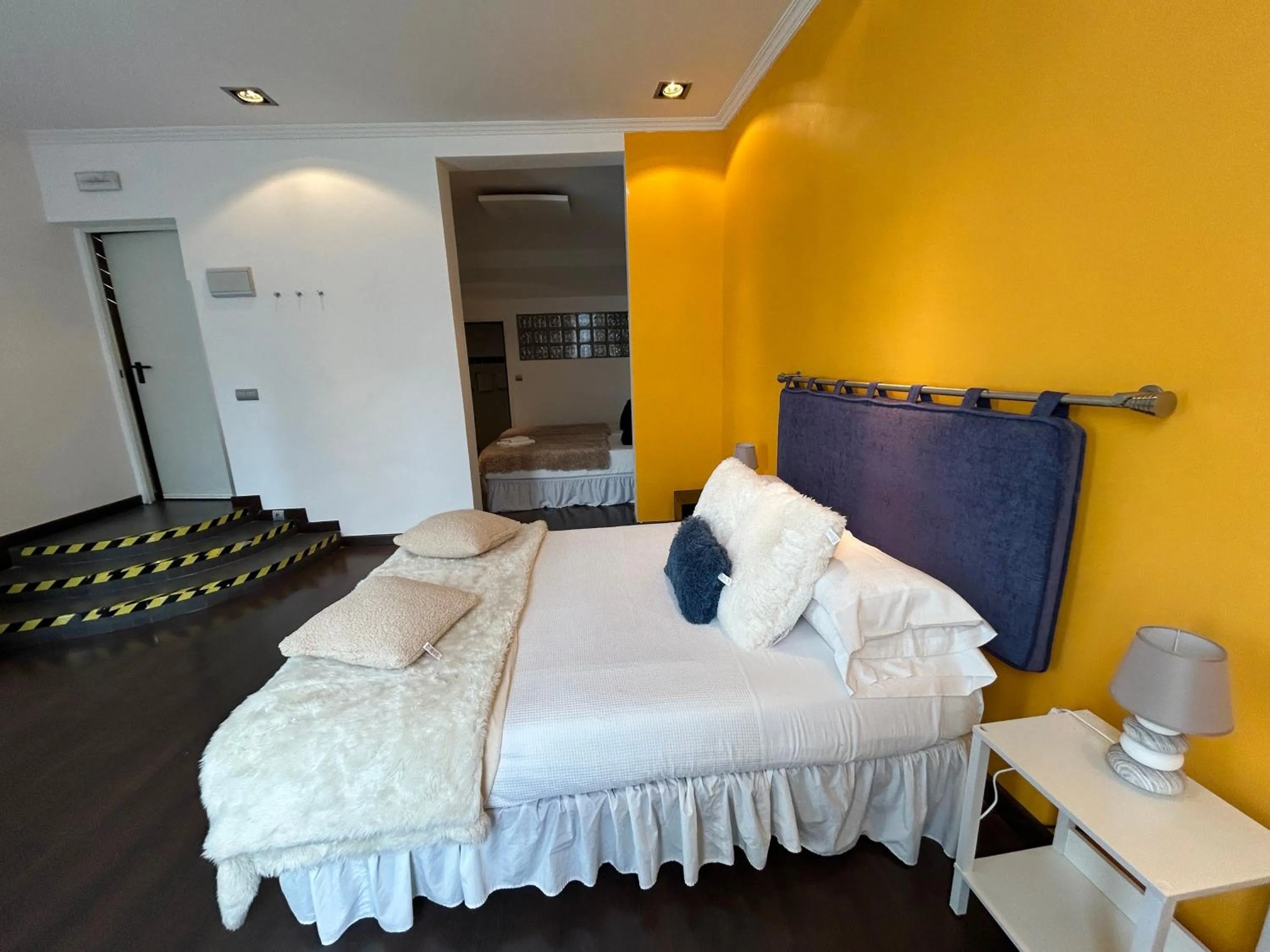 group of guests, Bed in Hostal Santo Domingo