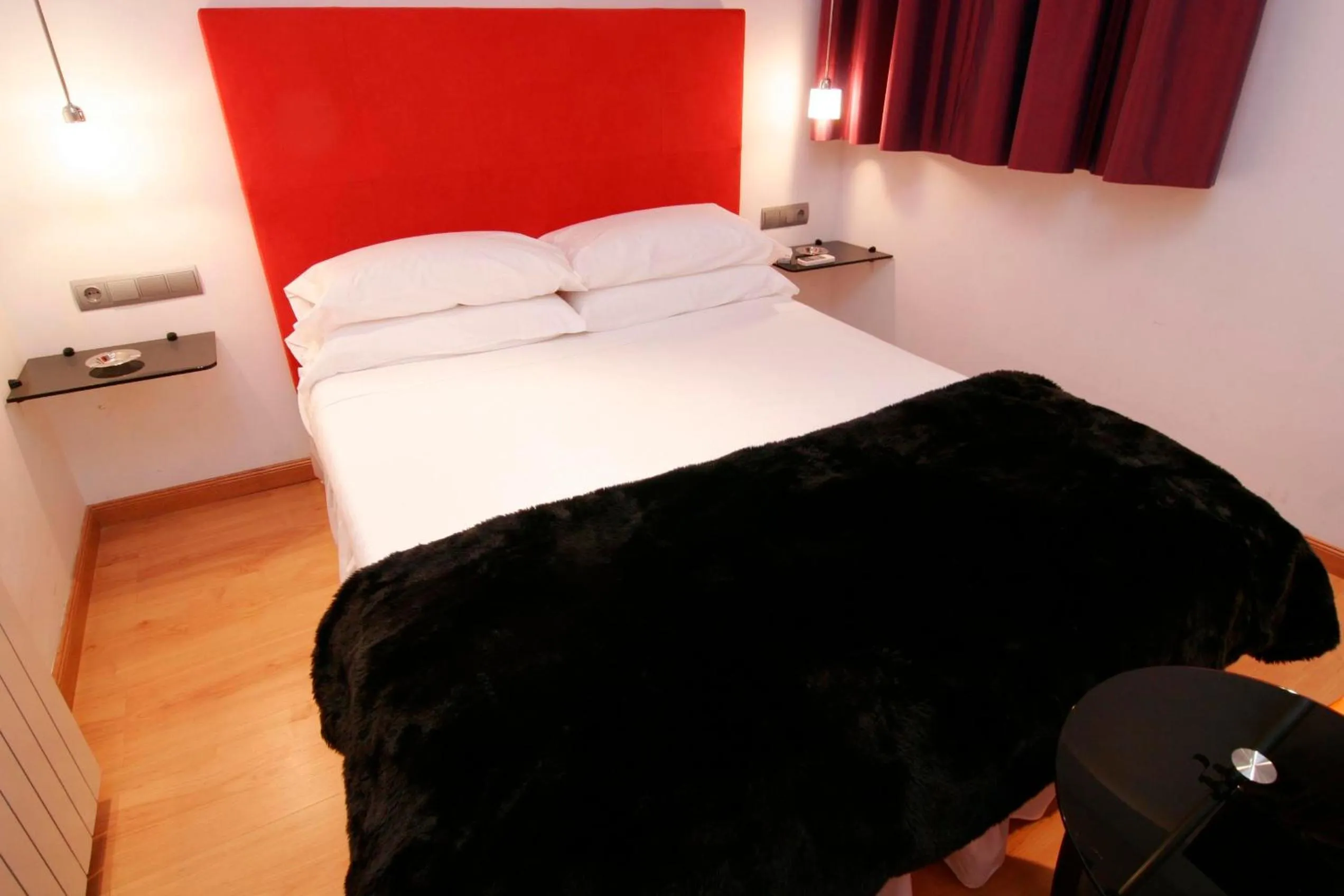 Bedroom, Bed in Hostal Santo Domingo