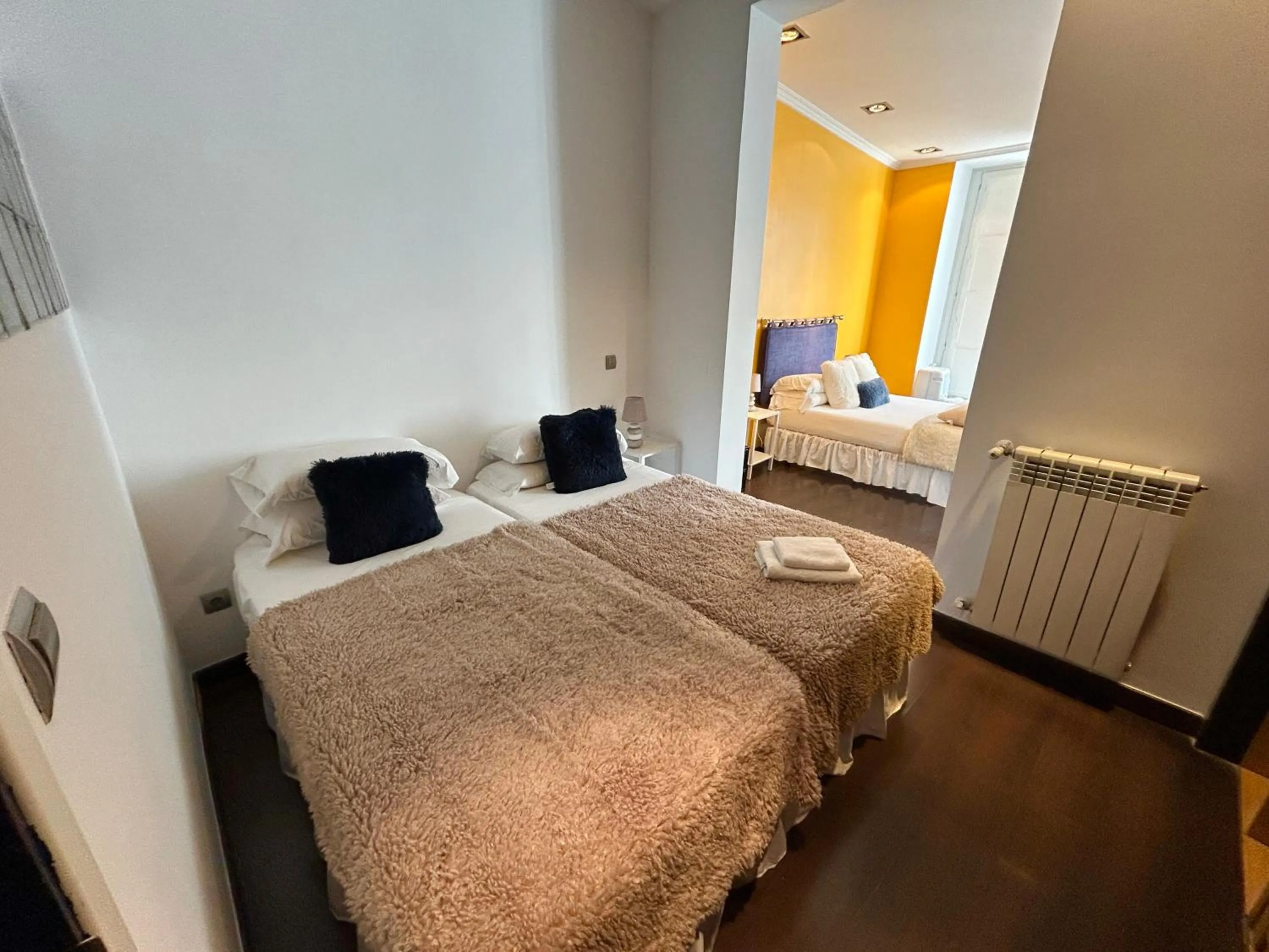 group of guests, Bed in Hostal Santo Domingo