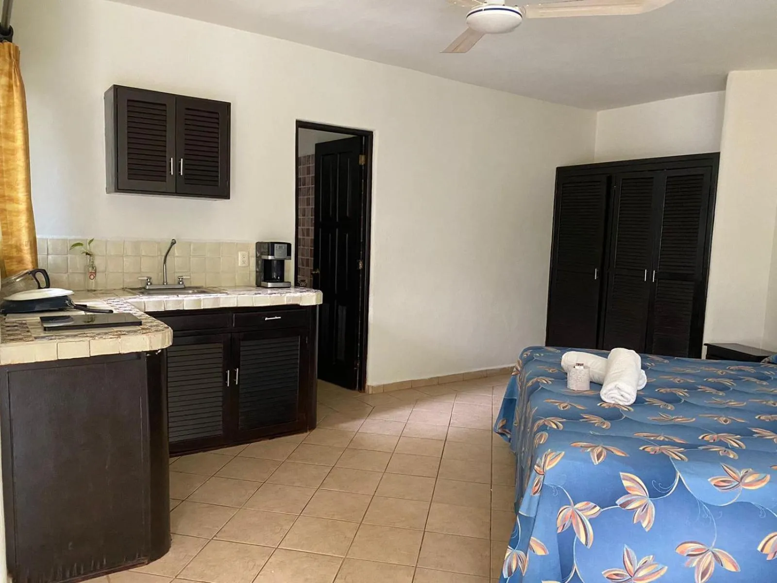 Bed in Hotel Castillo Del Mar - 5 Th Ave