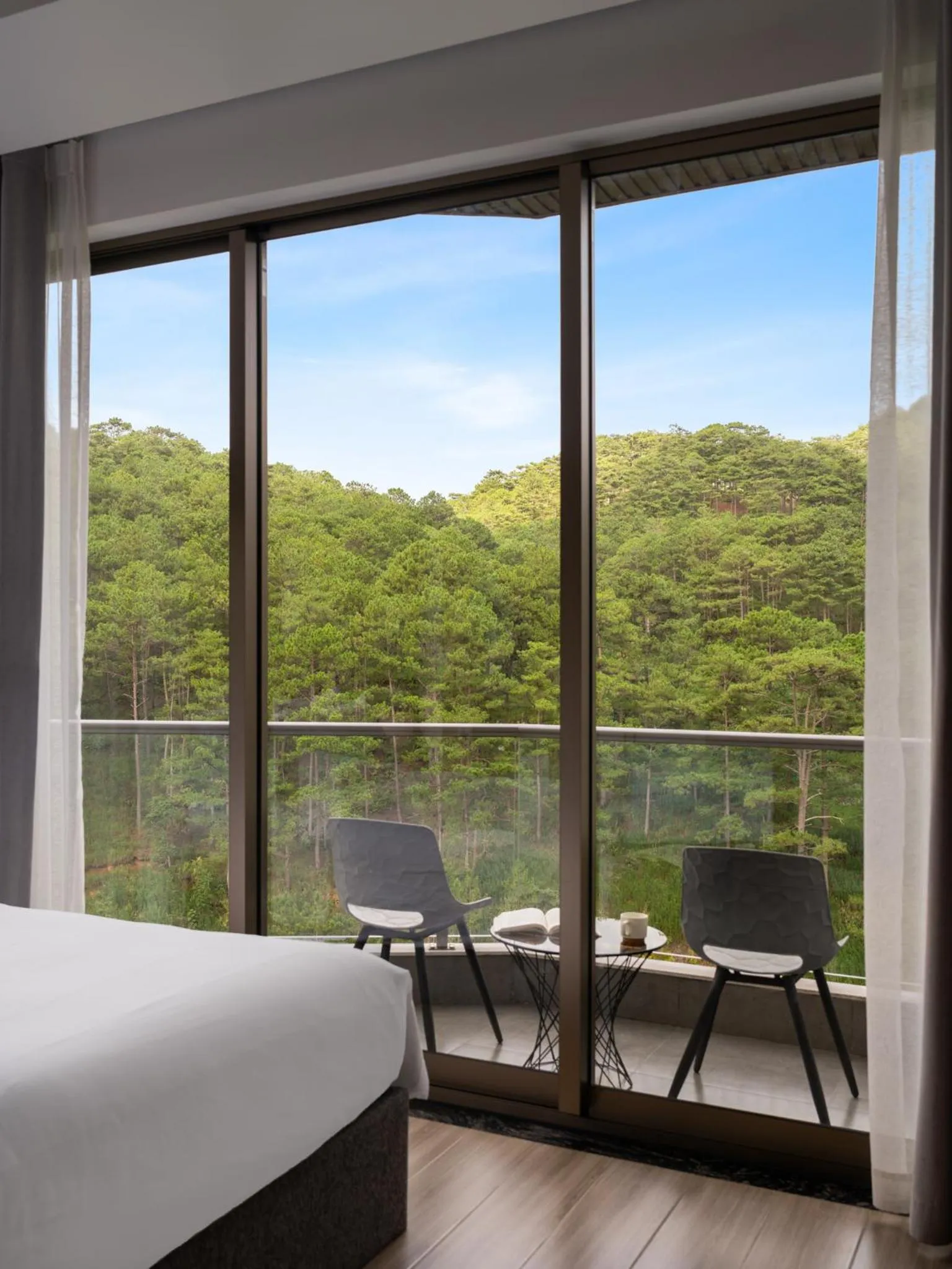 Bed in Payon Dalat Villa