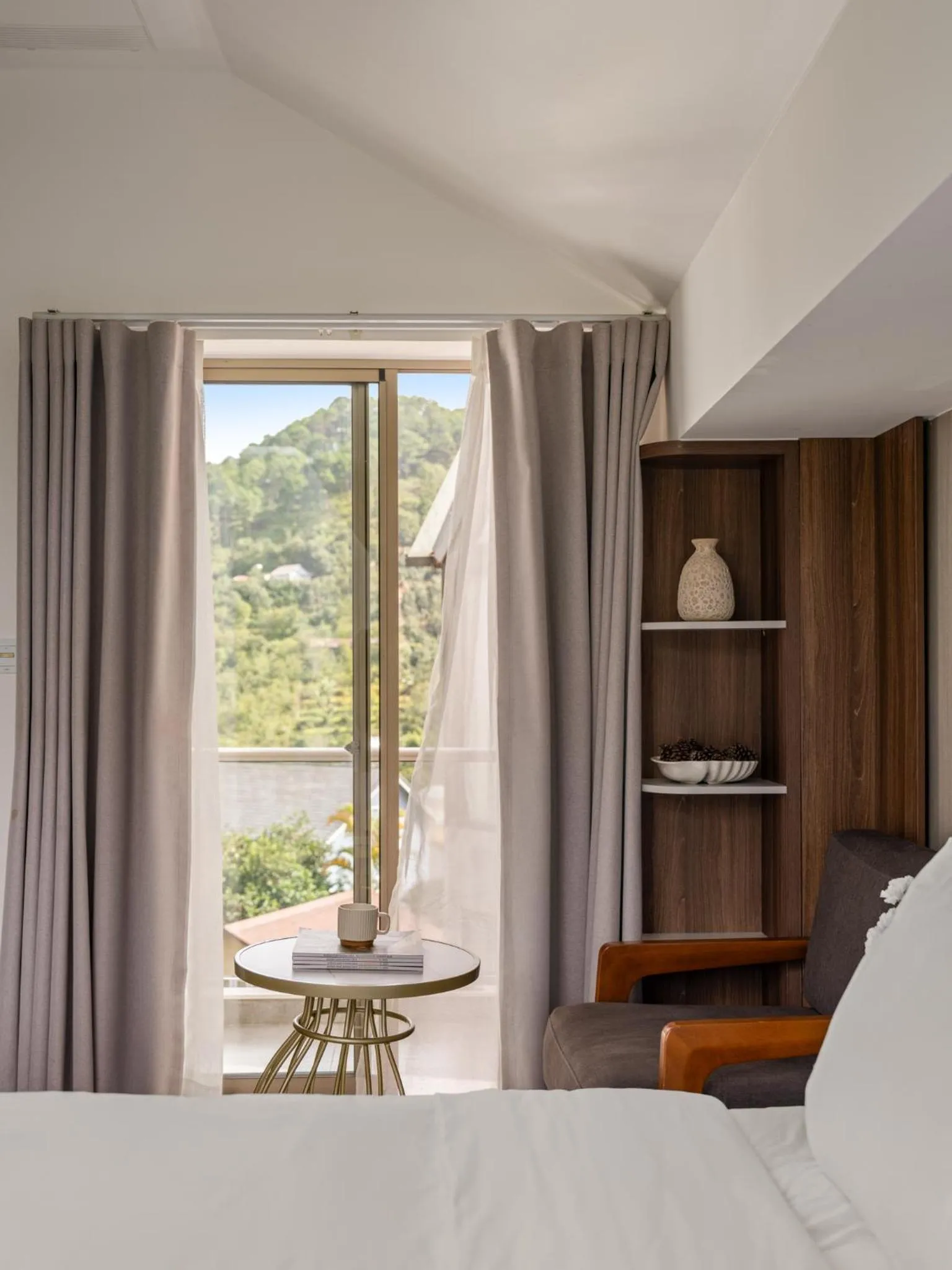 Bed in Payon Dalat Villa