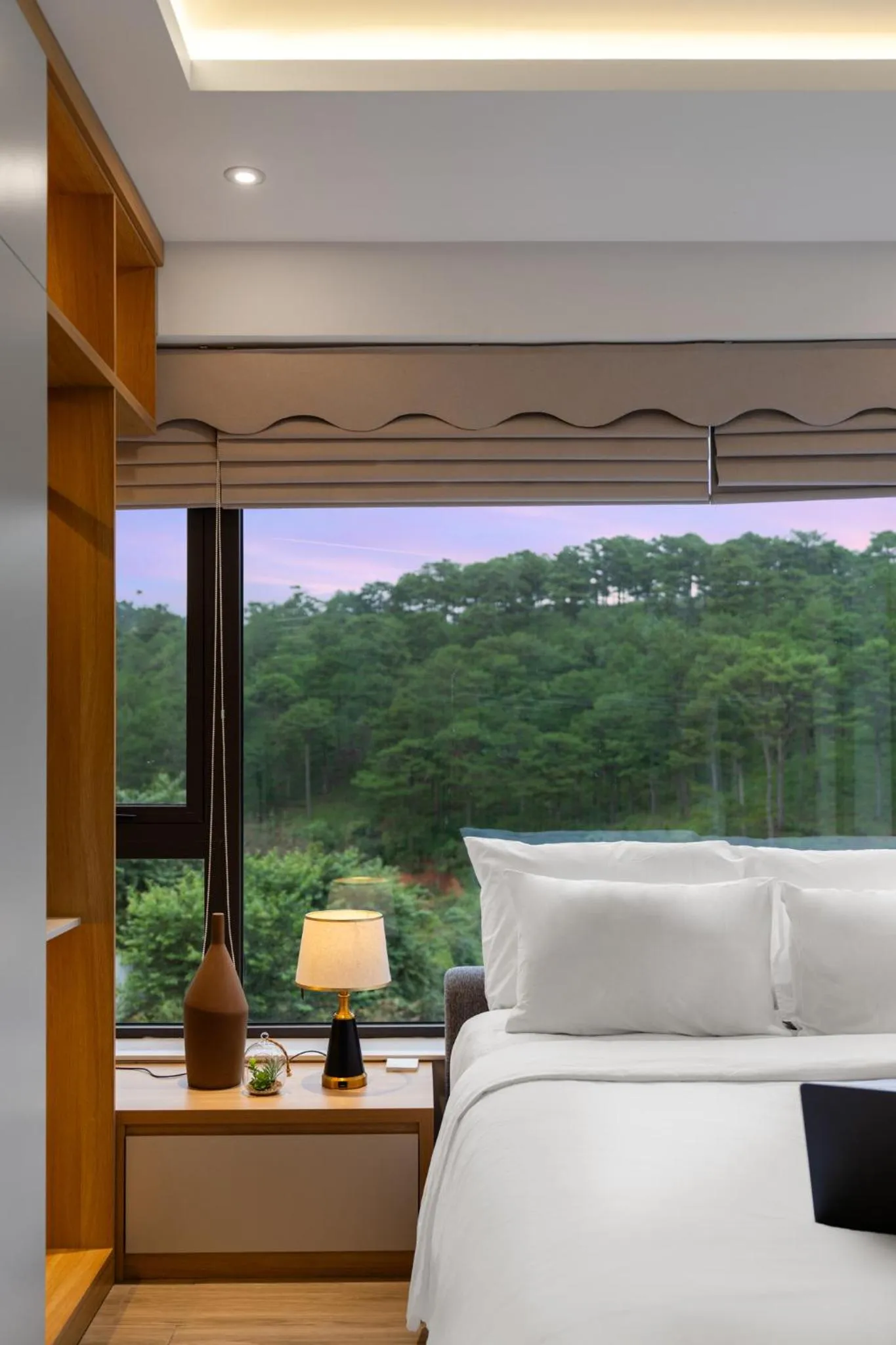 Bed in Payon Dalat Villa